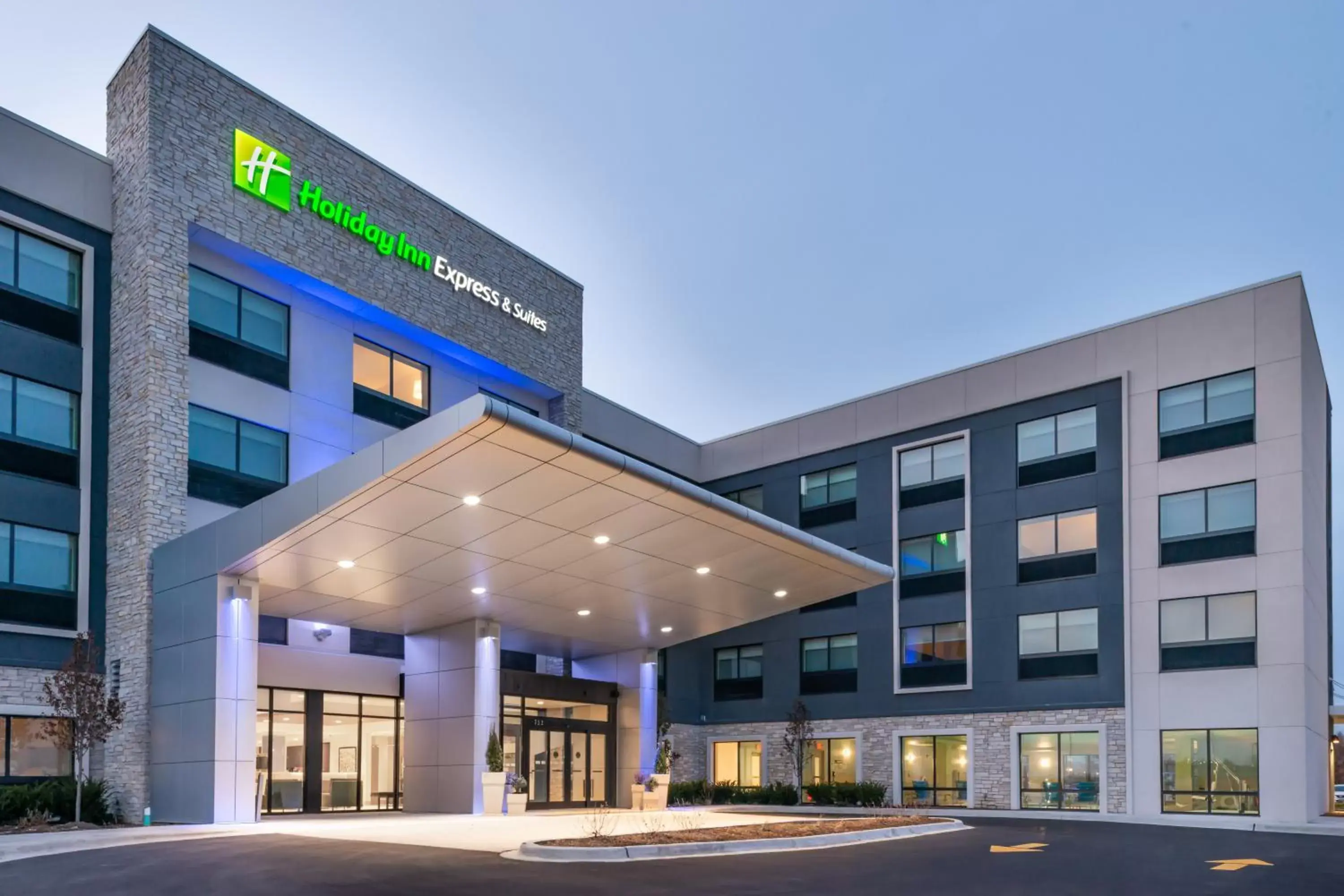 Property Building in Holiday Inn Express & Suites - Romeoville - Joliet North, an IHG Hotel