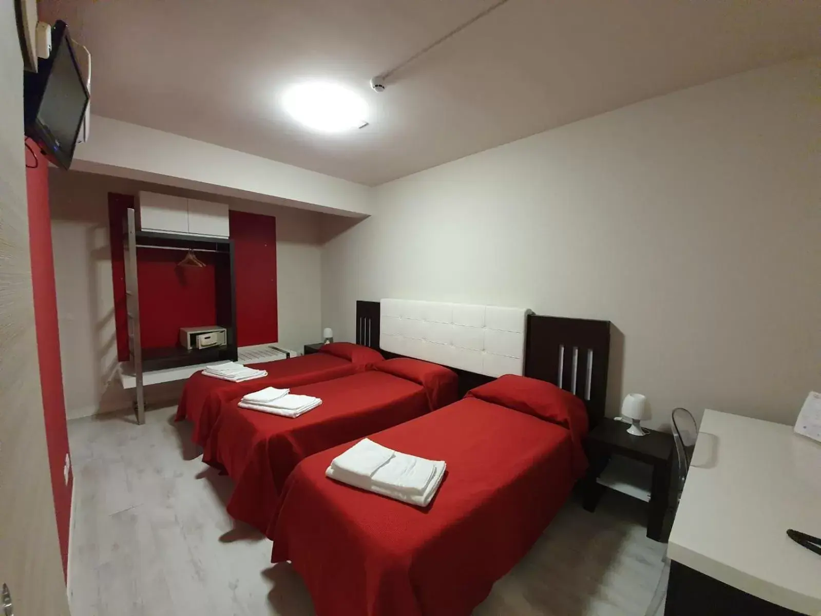 Photo of the whole room, Bed in Hotel Casale dei Greci