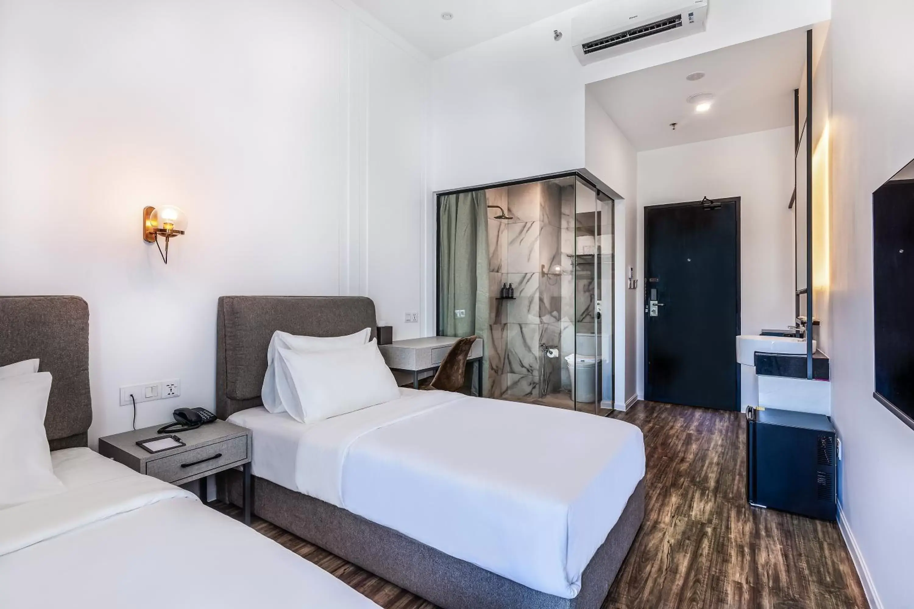 Bed in Wesley Hotel Bed in Wesley Hotel