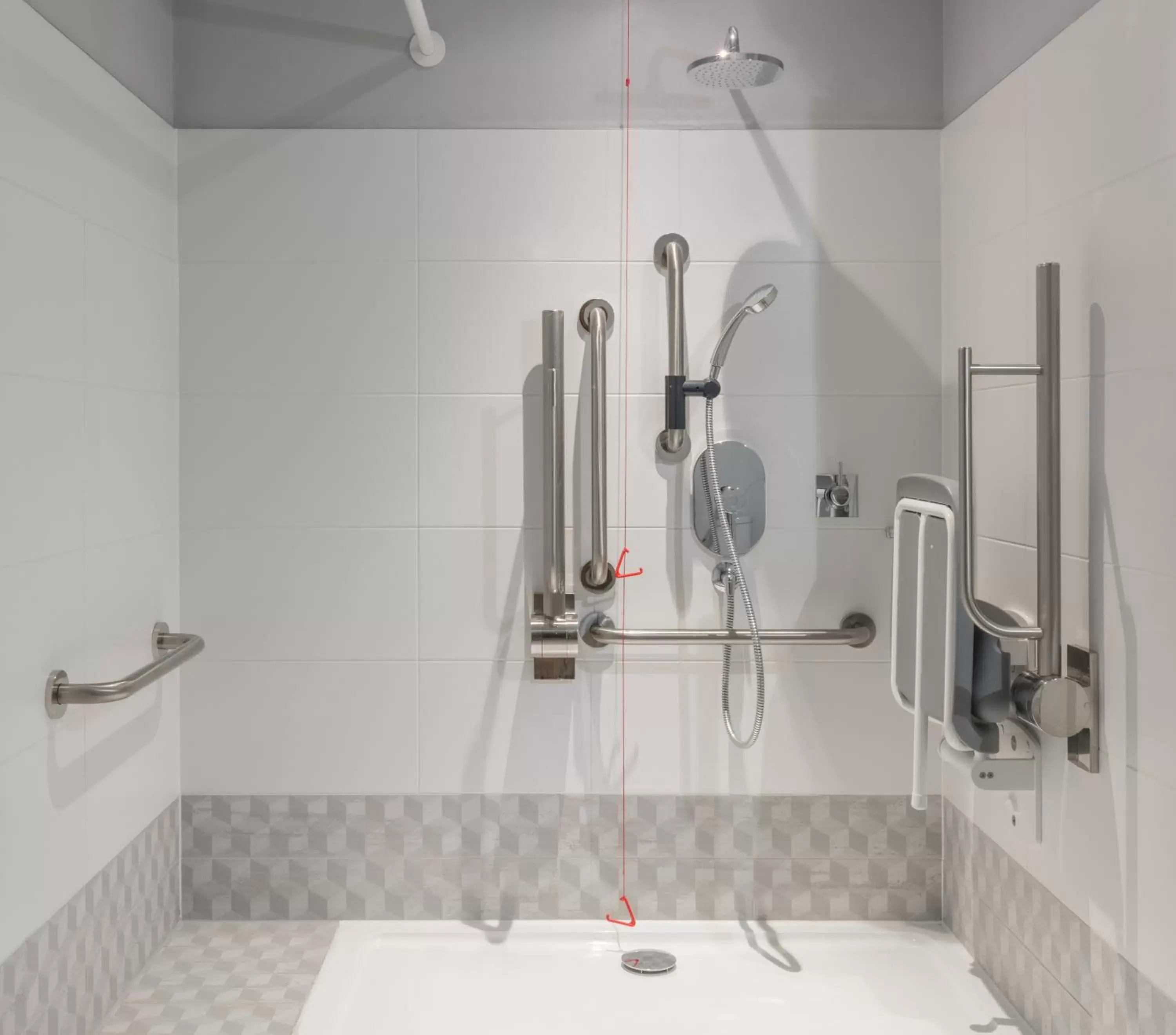 Shower, Bathroom in Eden Locke