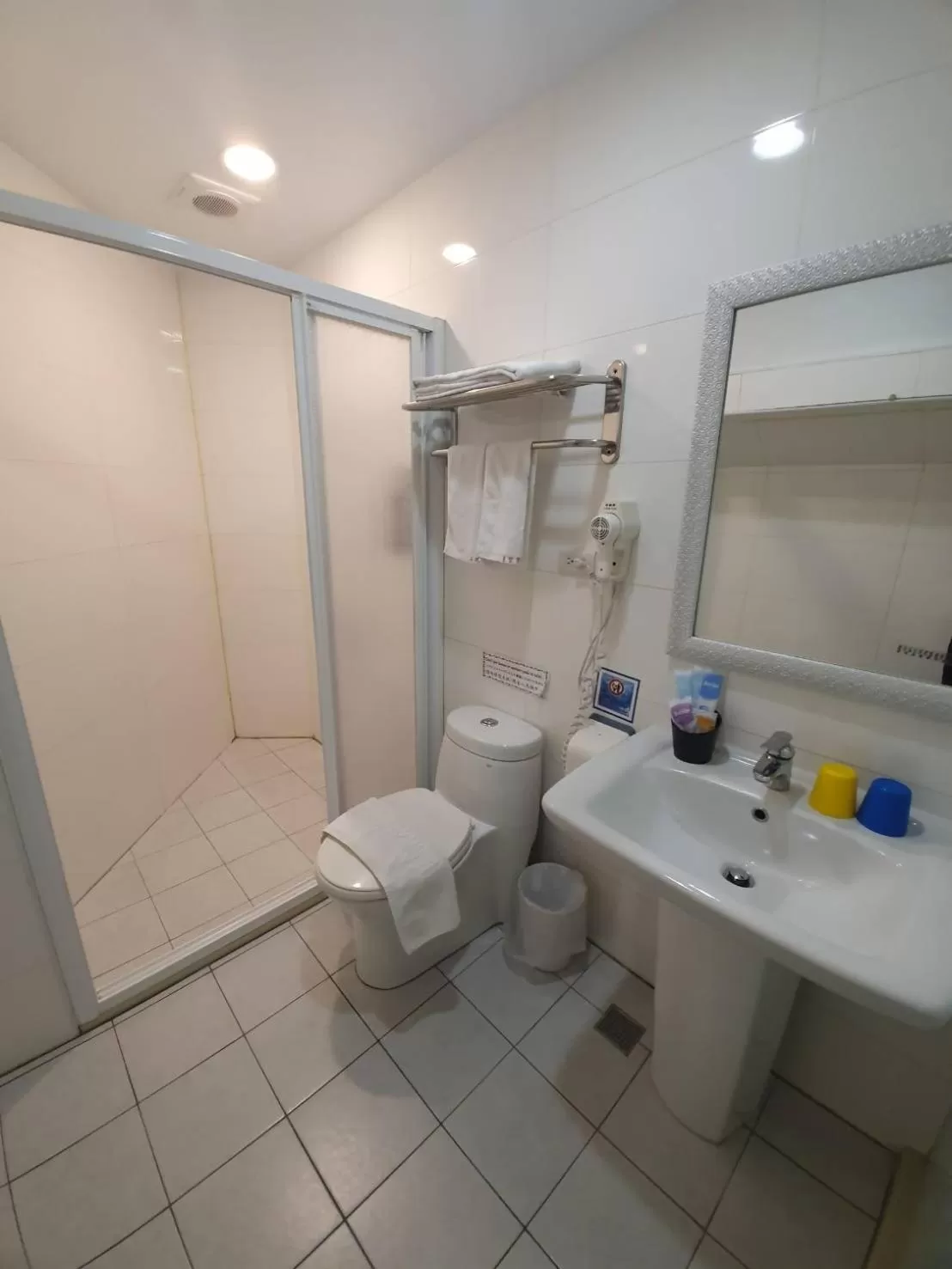 Bathroom in Funny Ximen Hotel