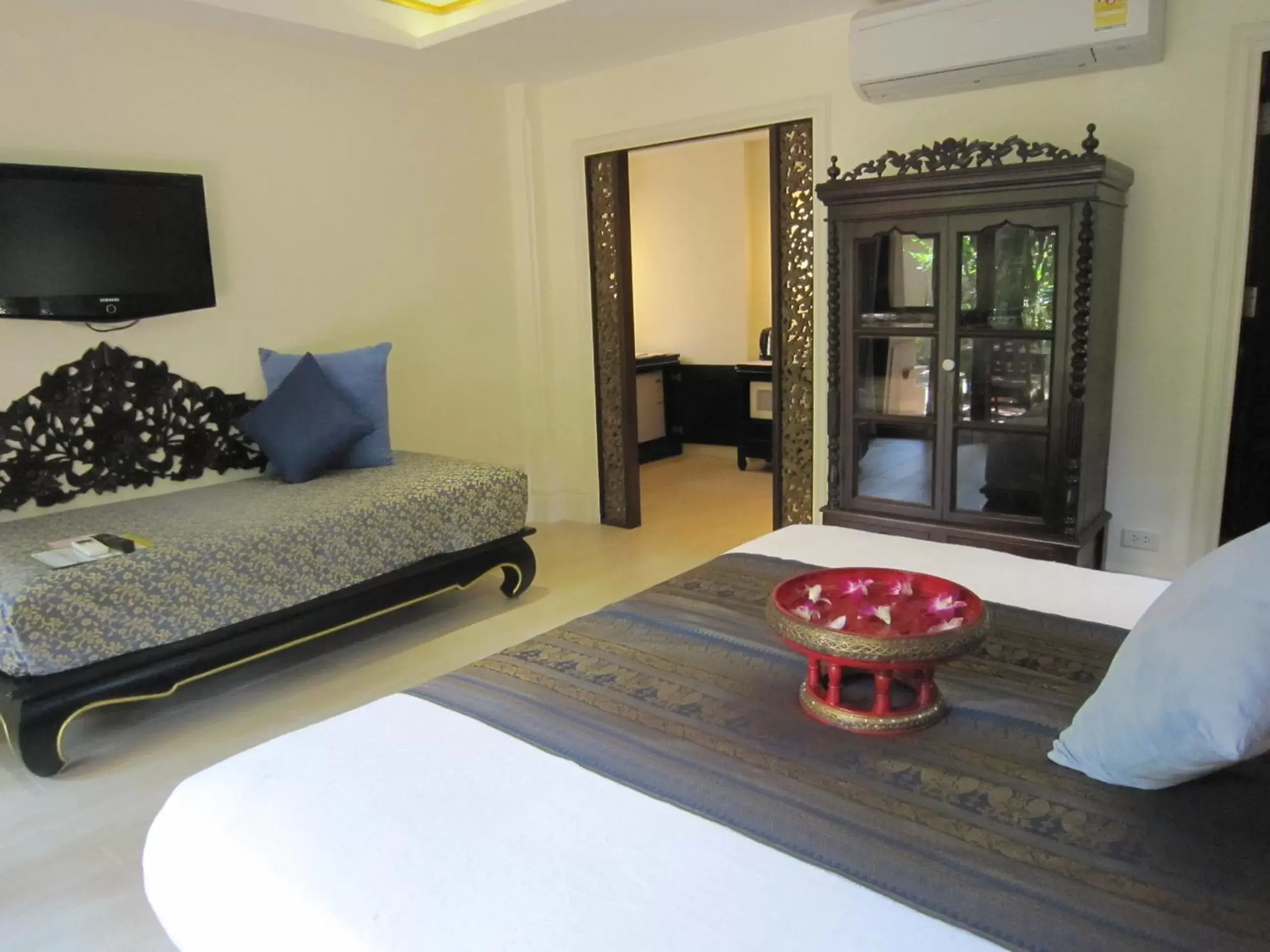 Gold Forest-Downstairs Room with Forest view in Rabbit Resort Pattaya Gold Forest-Downstairs Room with Forest view in Rabbit Resort Pattaya