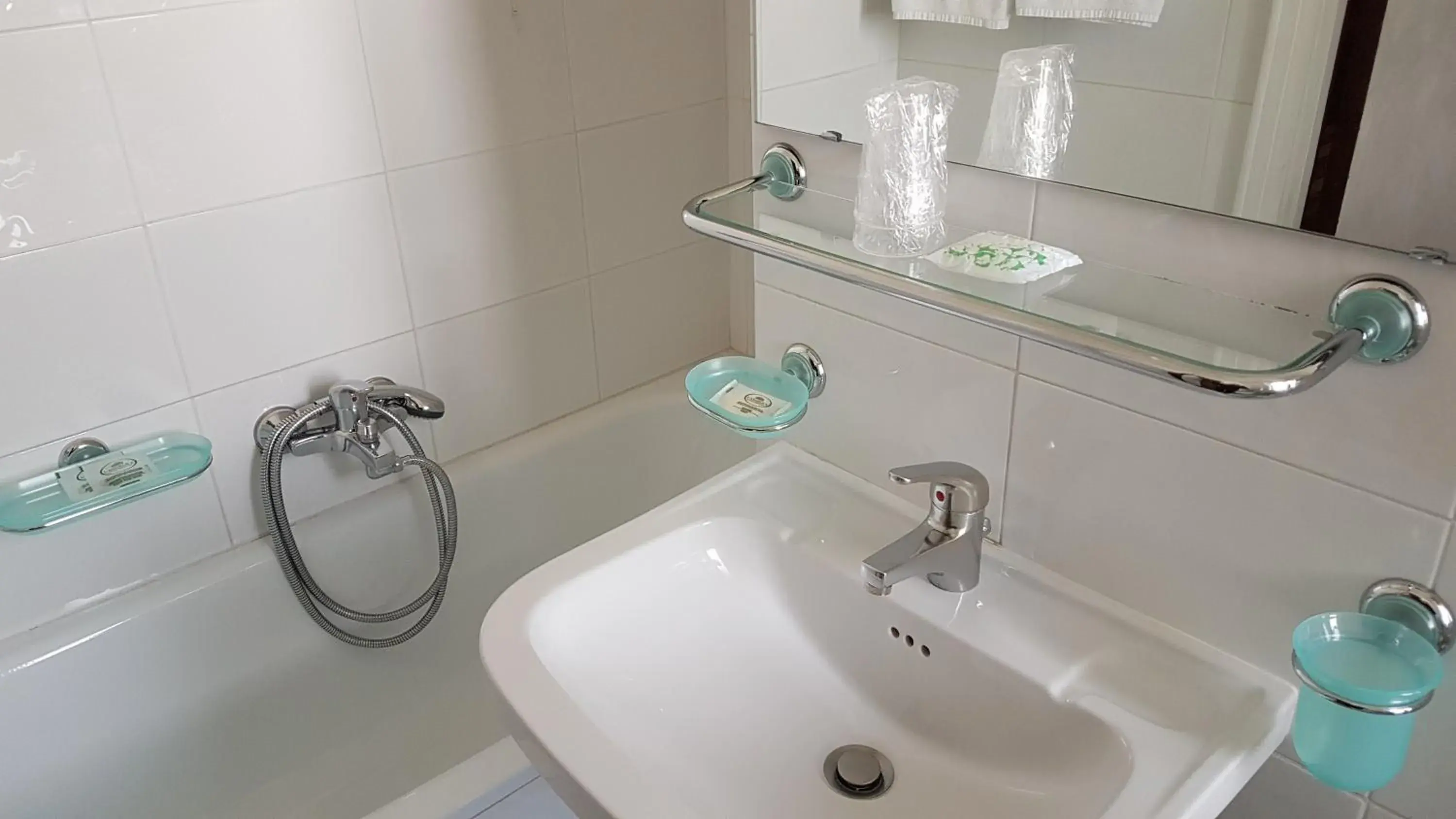 Bathroom in Grande Albergo Abruzzo