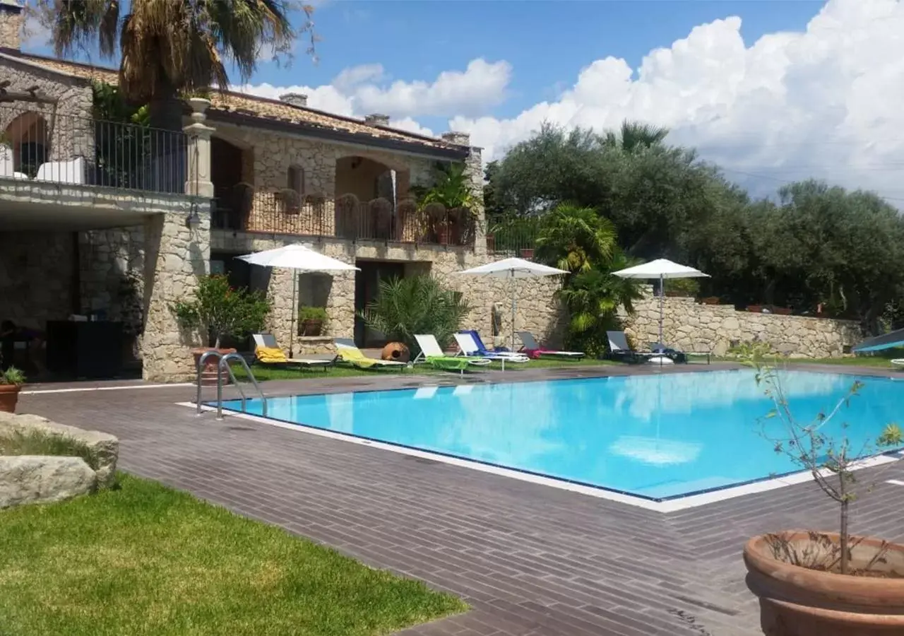 Swimming Pool in Domus Hyblaea Resort