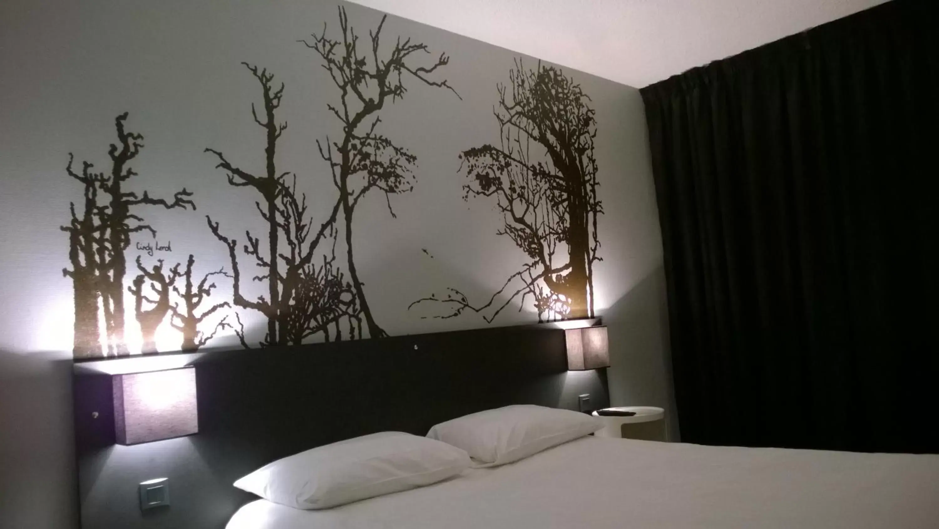 Bedroom, Bed in Dav'hotel Jaude