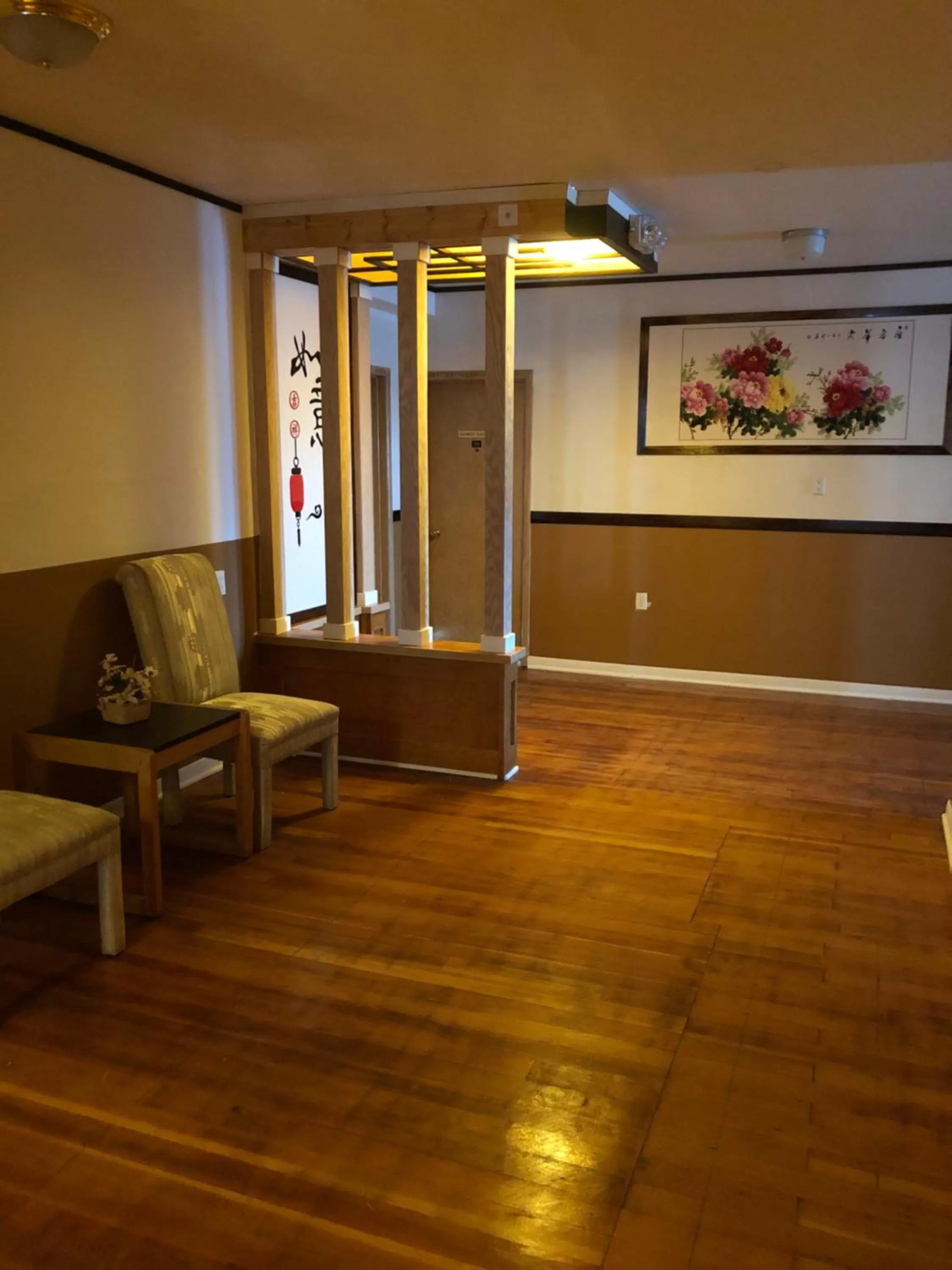 Seating area in Heritage Place Hotel