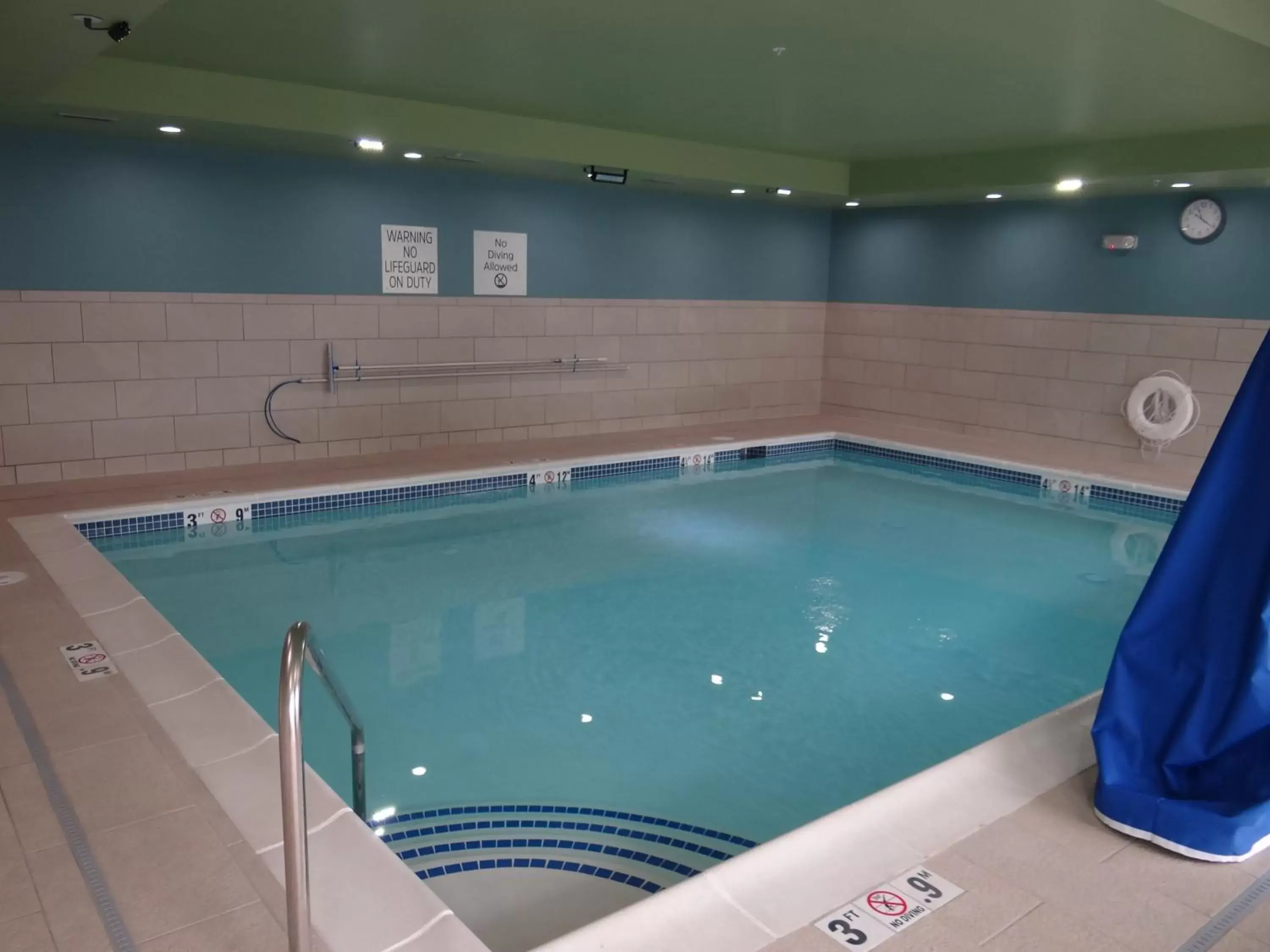 Swimming Pool in Holiday Inn Express & Suites - Auburn Downtown, an IHG Hotel