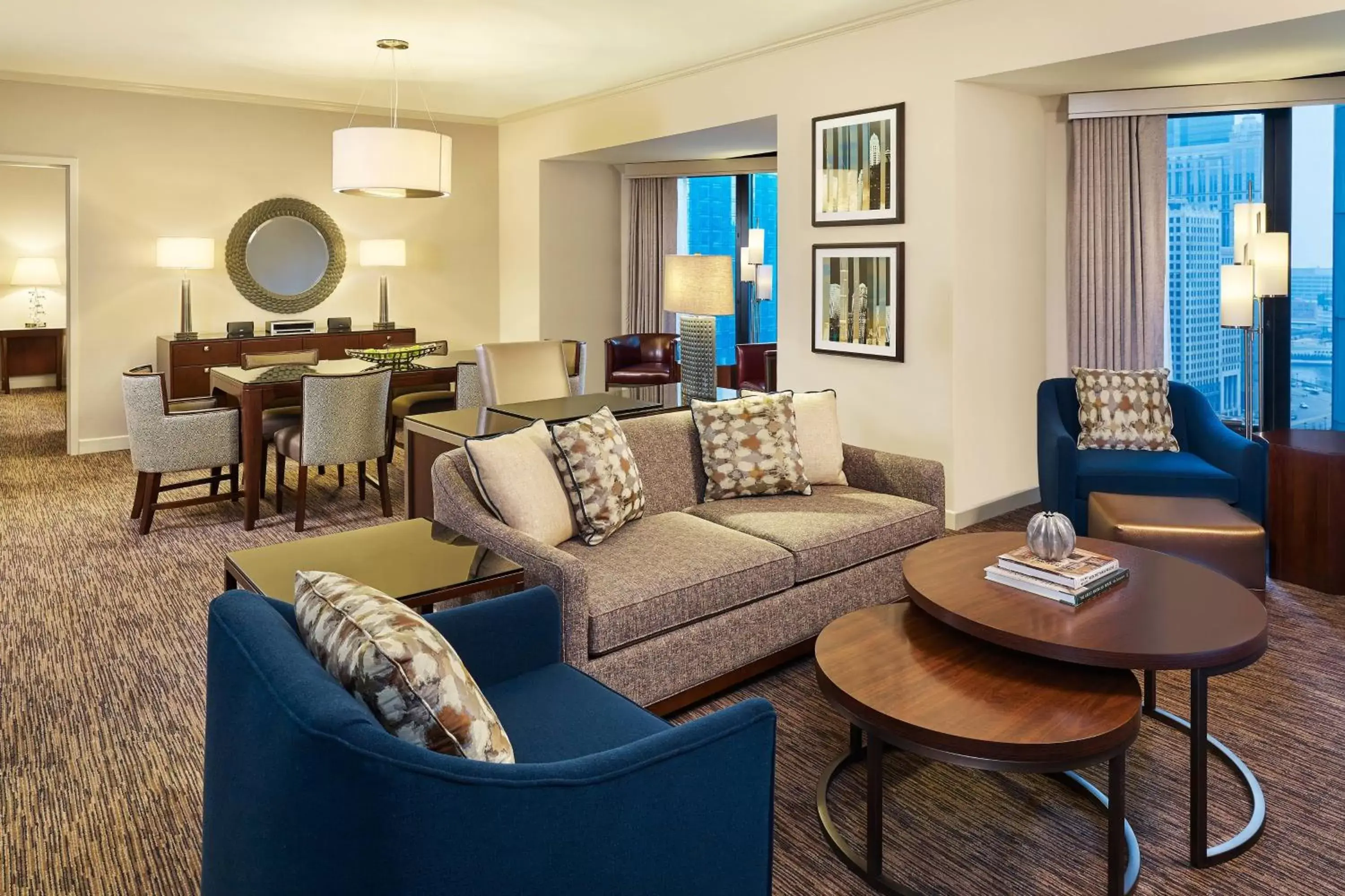 Bedroom, Seating Area in The Westin Chicago River North