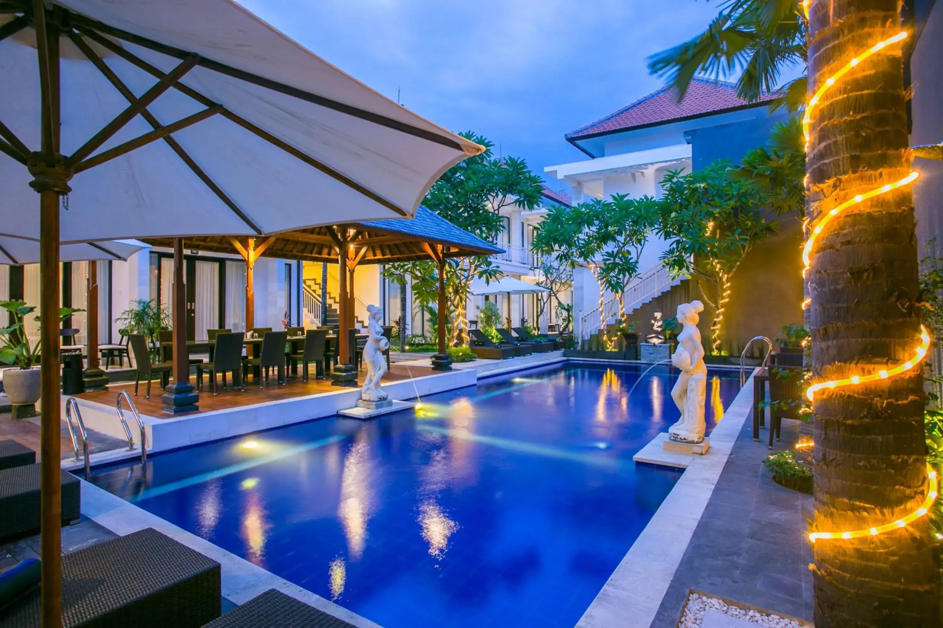 Swimming Pool in The Diana Suite Hotel