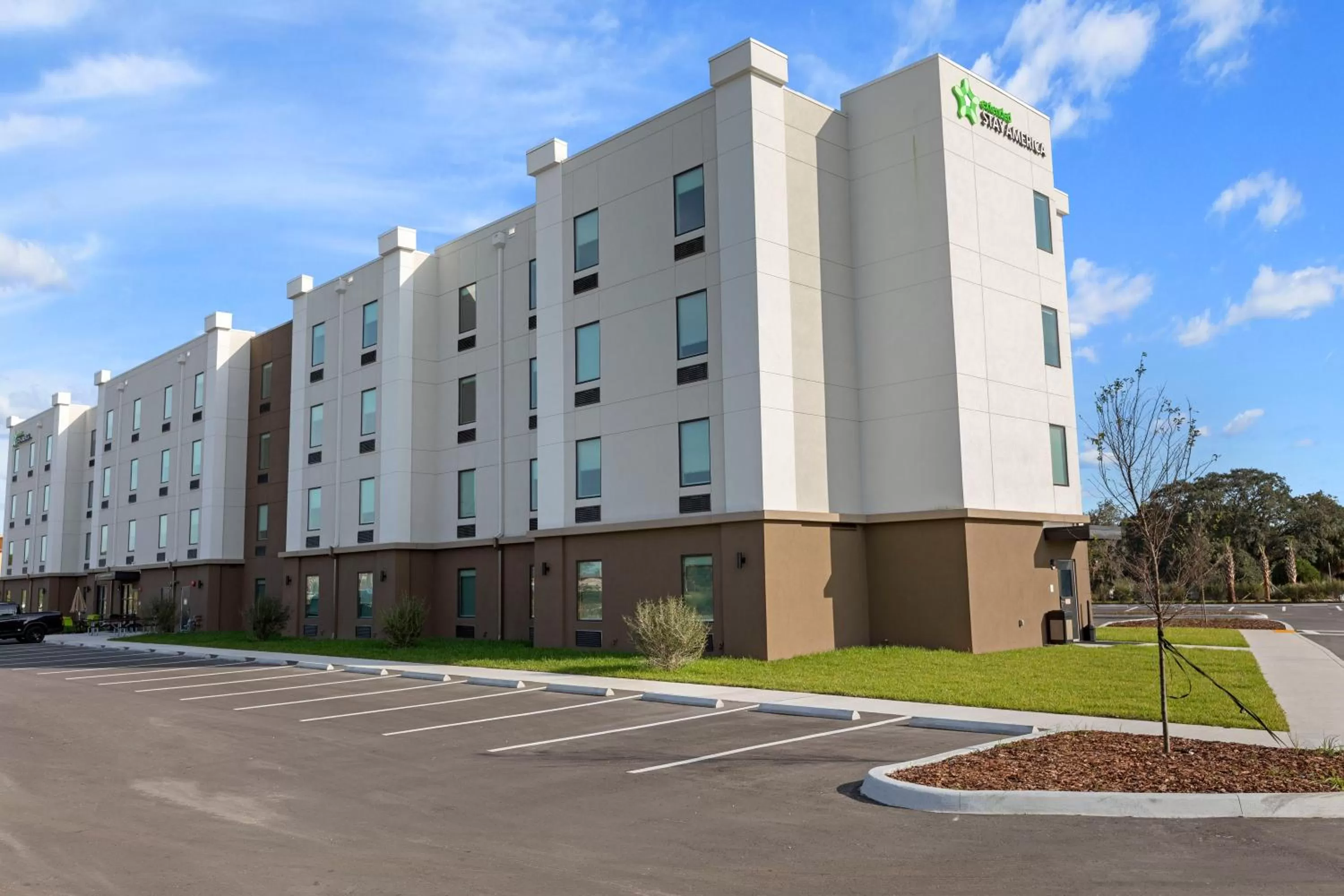 Property building in Extended Stay America Suites - Colonial Heights - Fort Lee