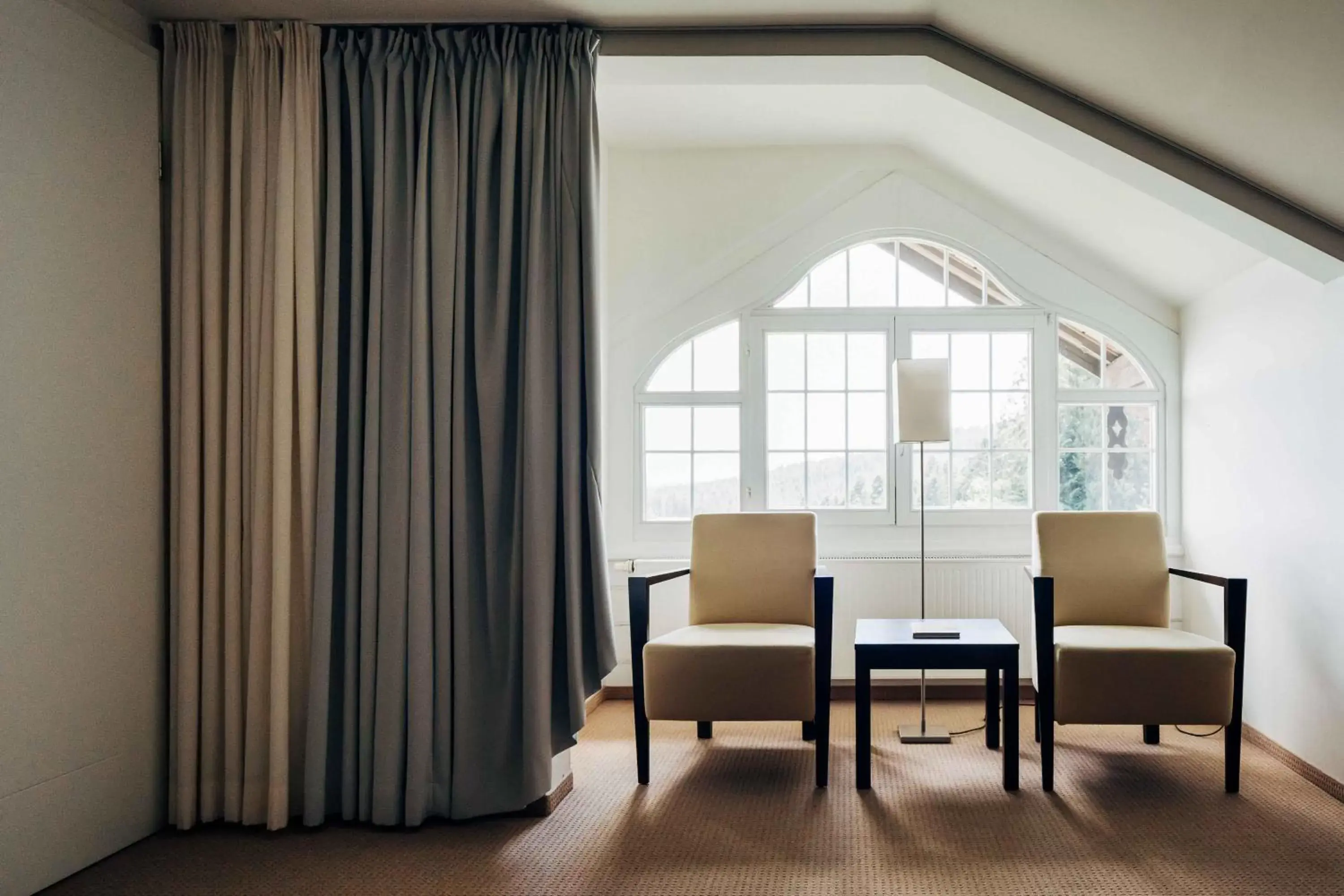 Photo of the whole room, Seating Area in Fritz Lauterbad