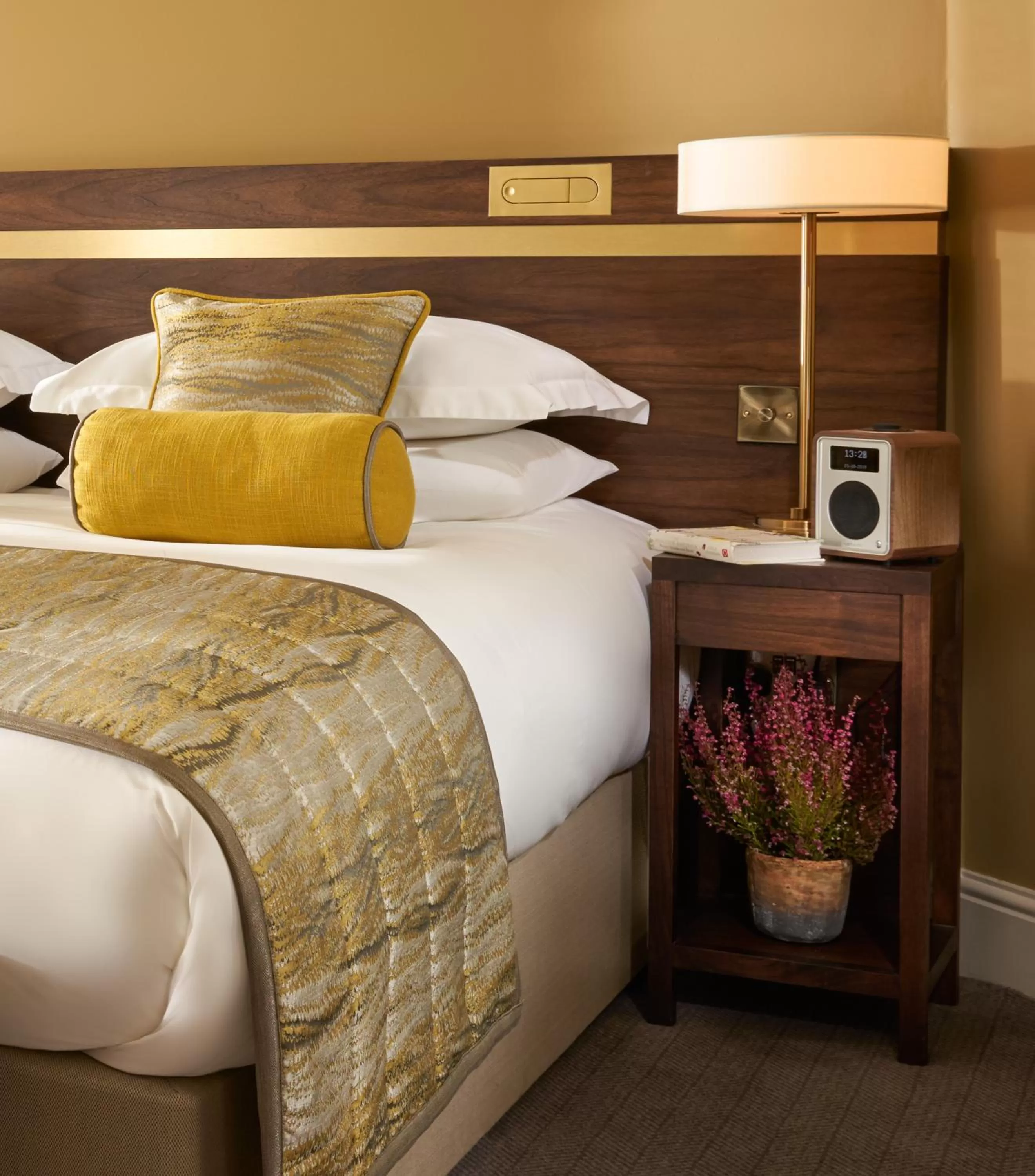 Bed in Trinity Townhouse Hotel