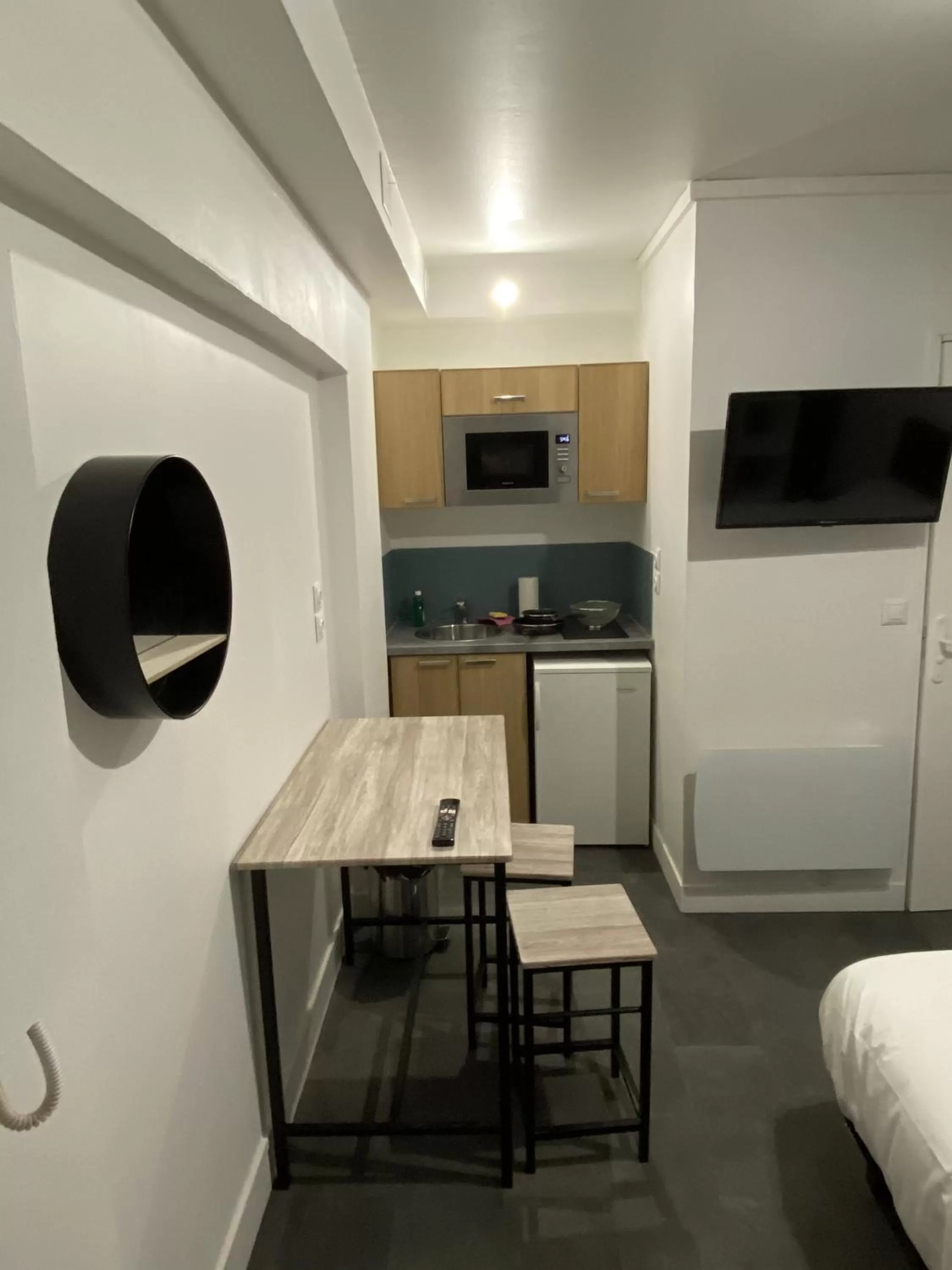 TV and multimedia in Lh Rooms Location