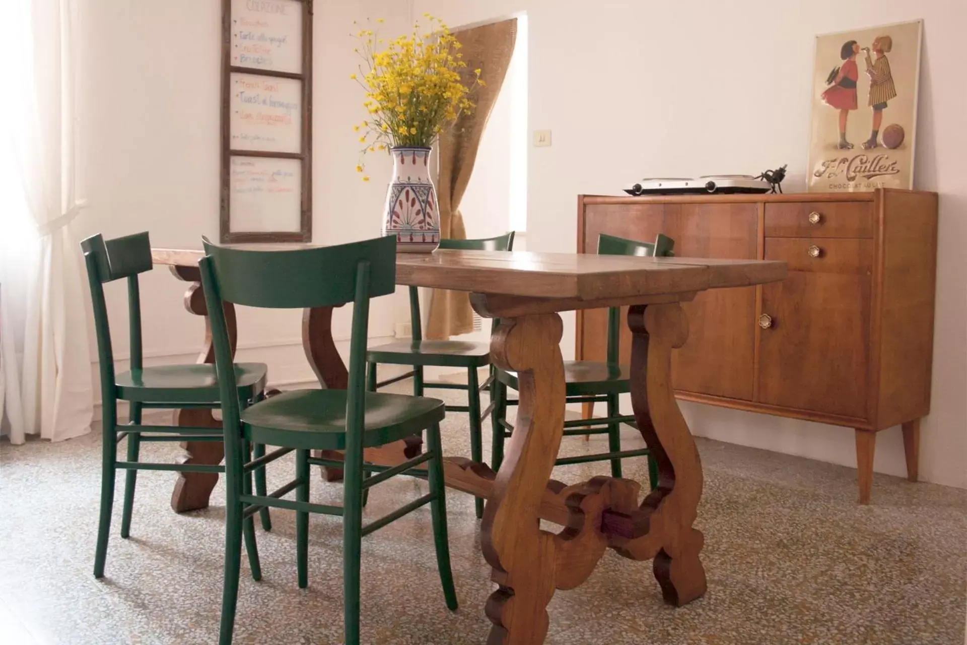 Living room, Dining Area in Ritornello B&B