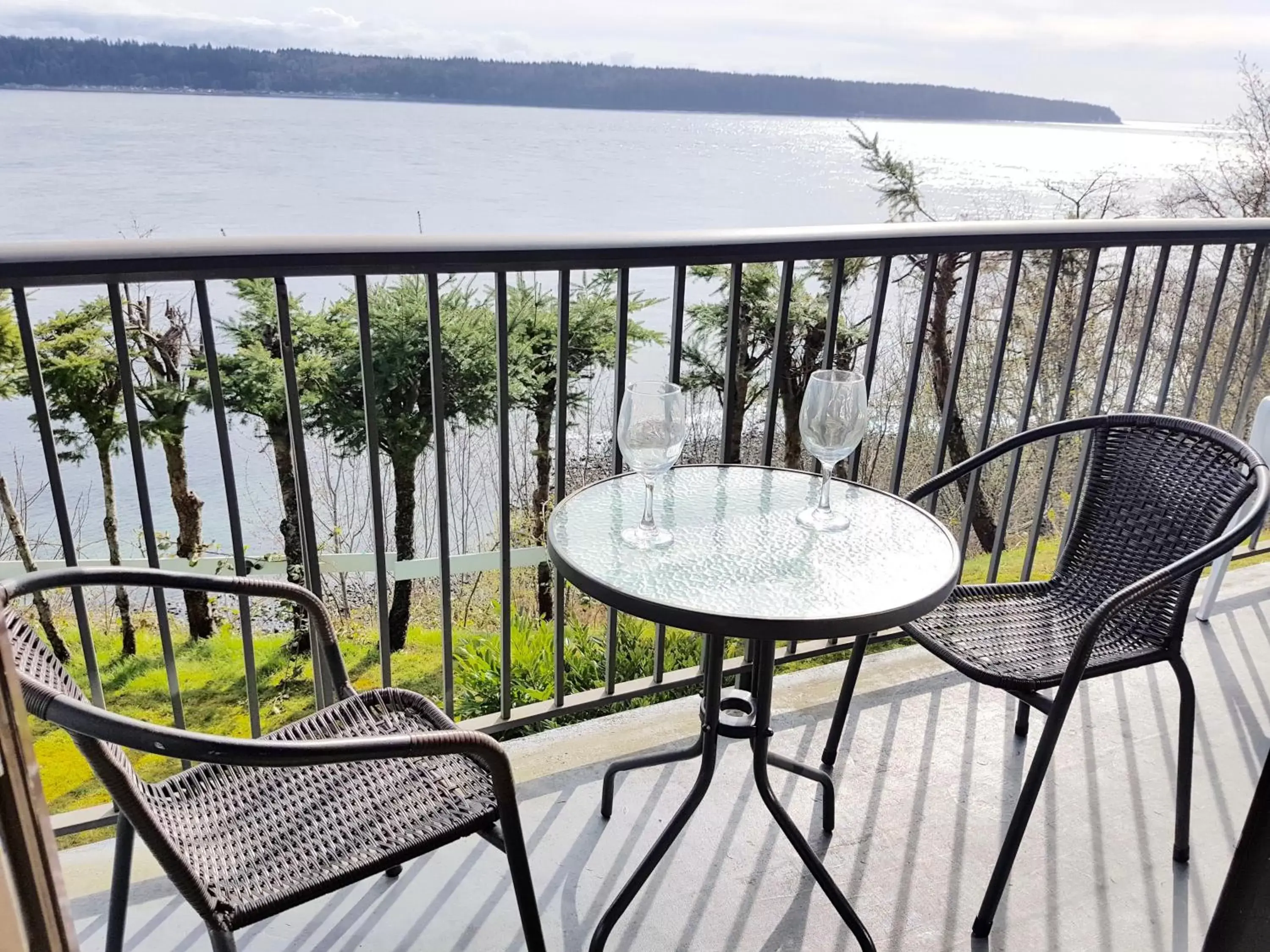 Balcony/Terrace in Above Tide Motel