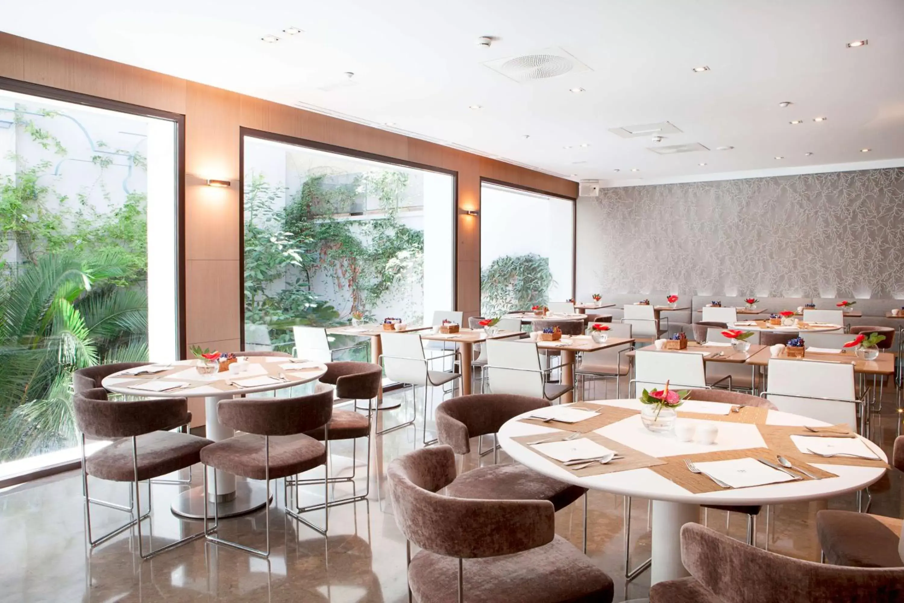 Restaurant/places to eat in NH Madrid Principe de Vergara Restaurant/places to eat in NH Madrid Principe de Vergara