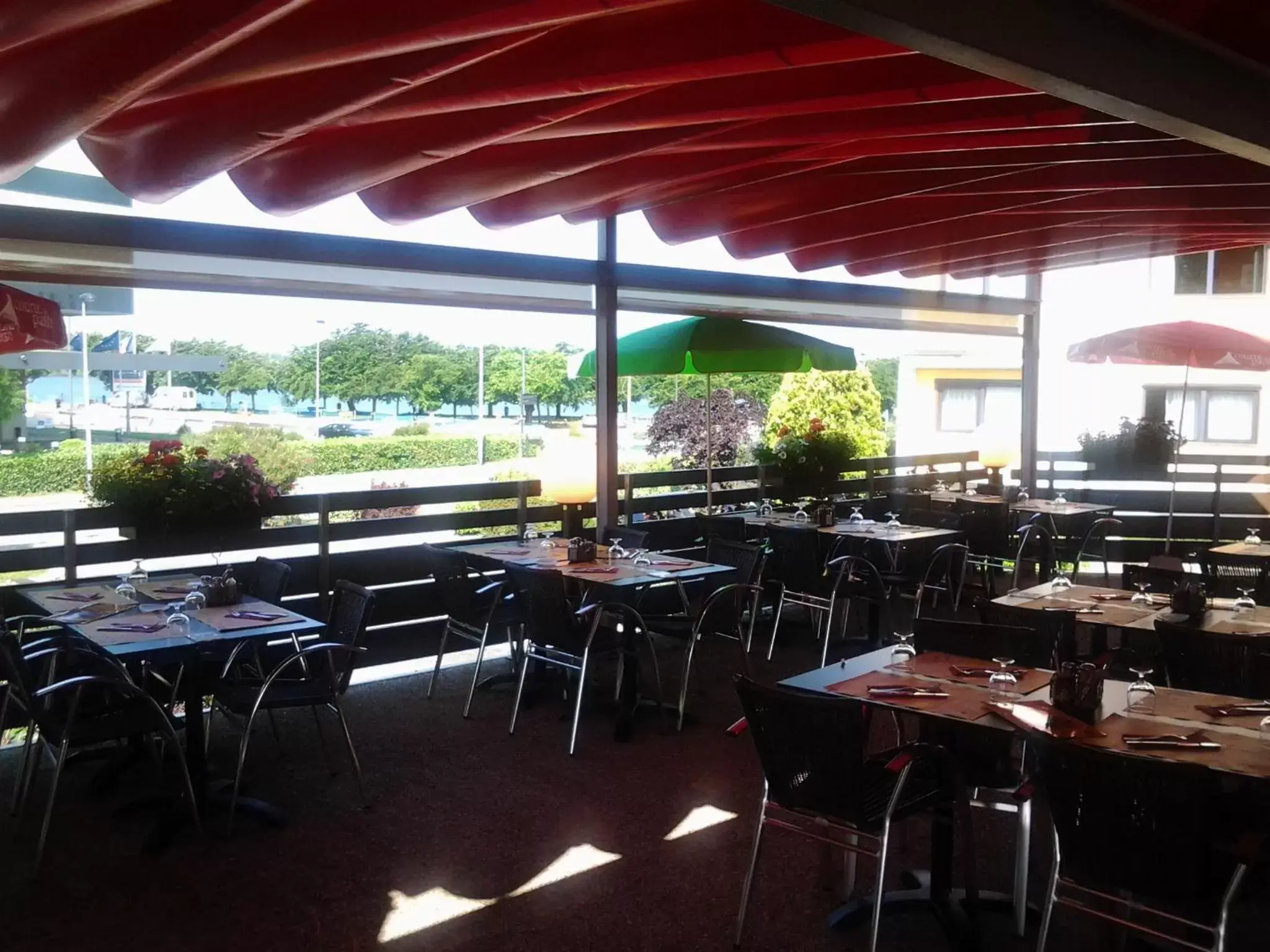 Facade/entrance, Restaurant/Places to Eat in ibis Bordeaux Lac