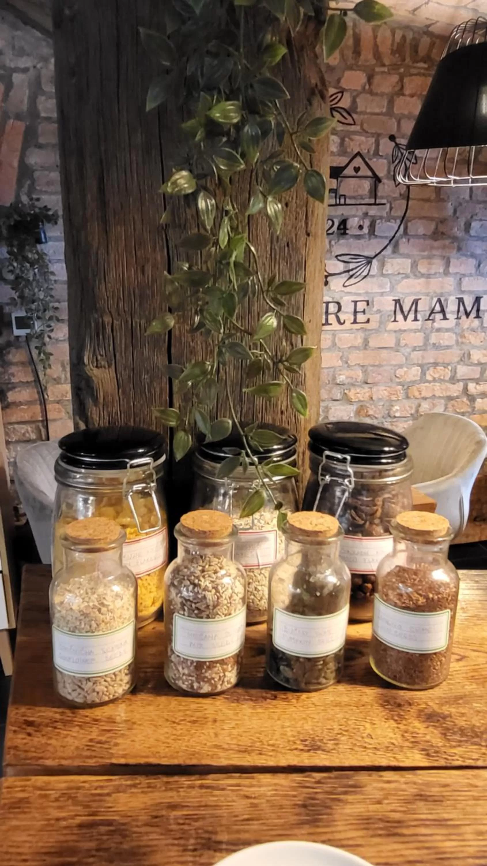 Kitchen or kitchenette in Hiša stare mame