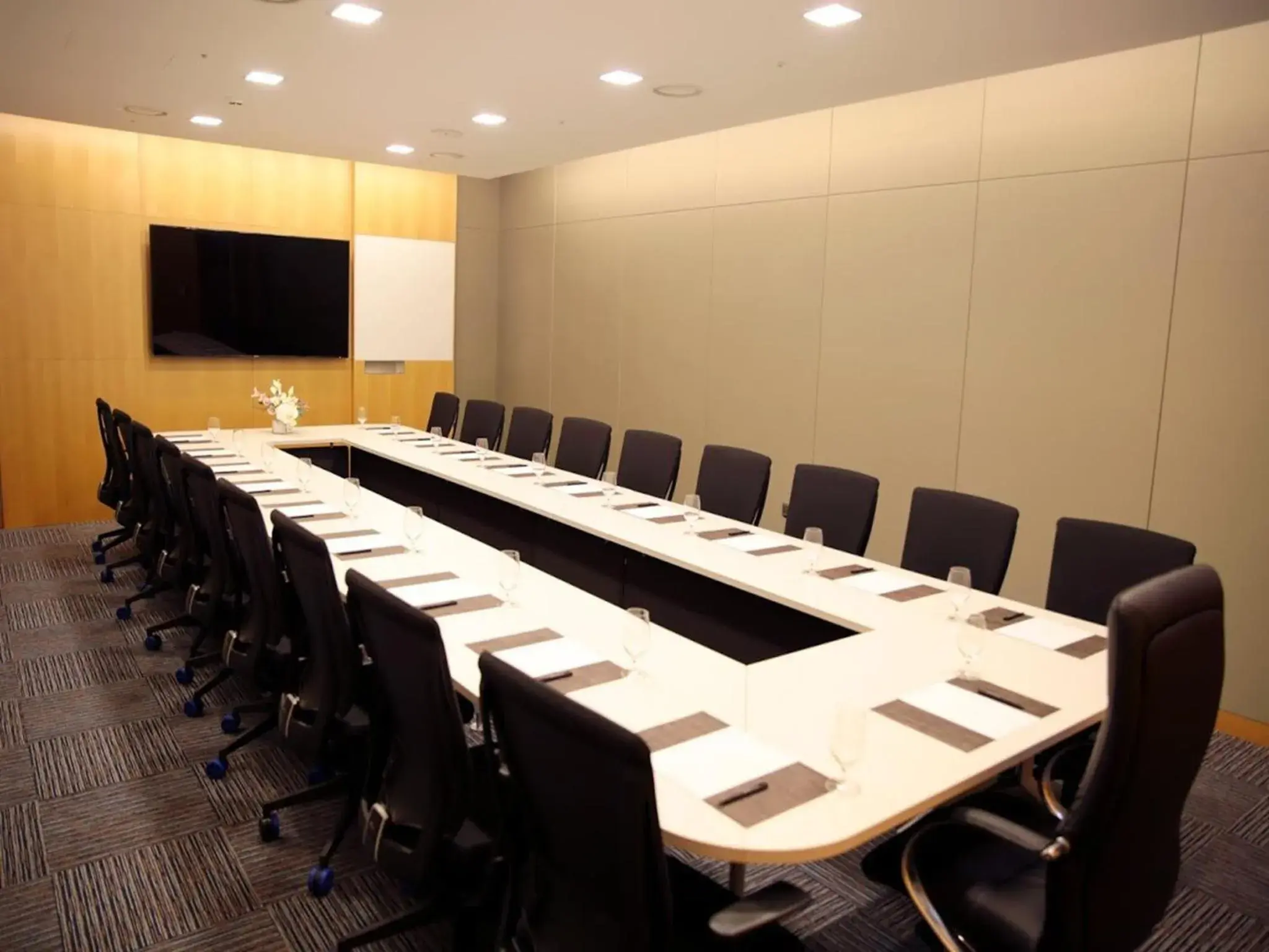 Meeting/conference room in Sotetsu Hotels The Splaisir Seoul Dongdaemun