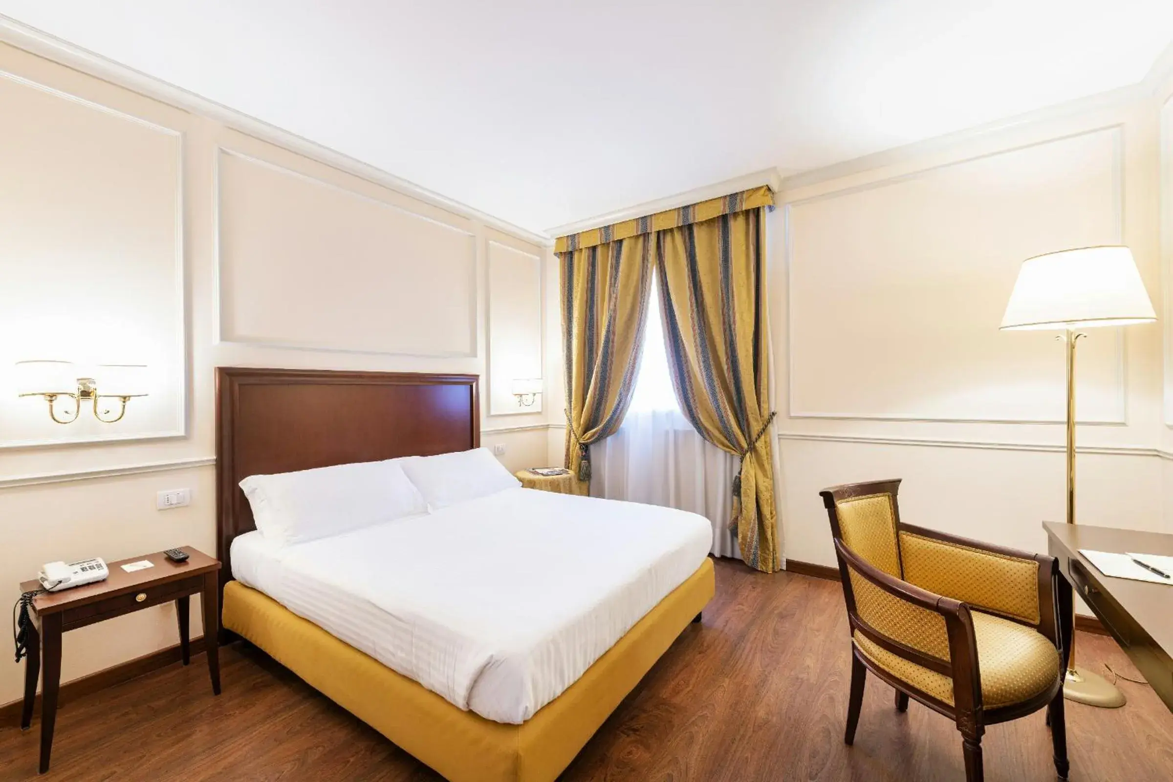 Photo of the whole room, Bed in The Regency Sure Hotel Collection by Best Western