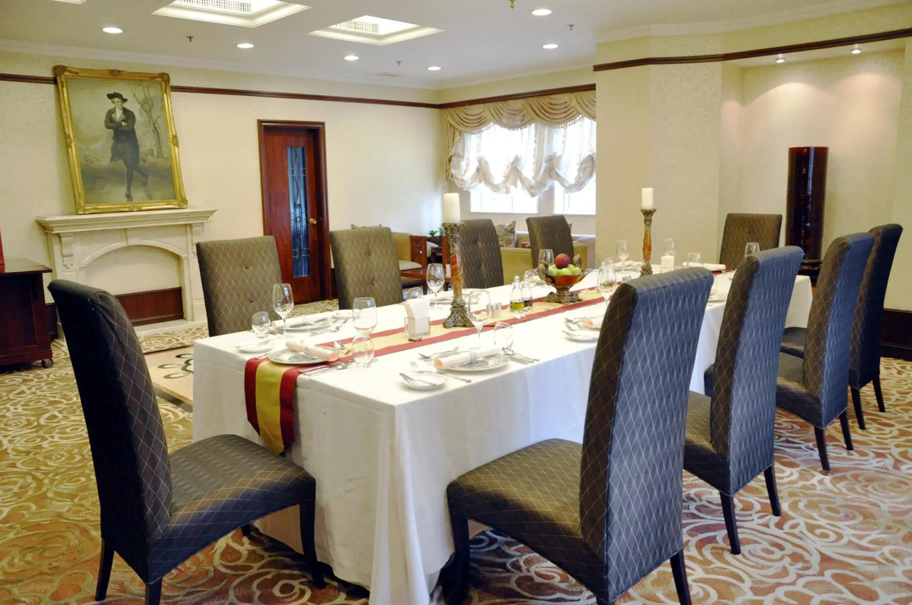 Business facilities, Restaurant/Places to Eat in Grand Palace Hotel（Grand Hotel Management Group）