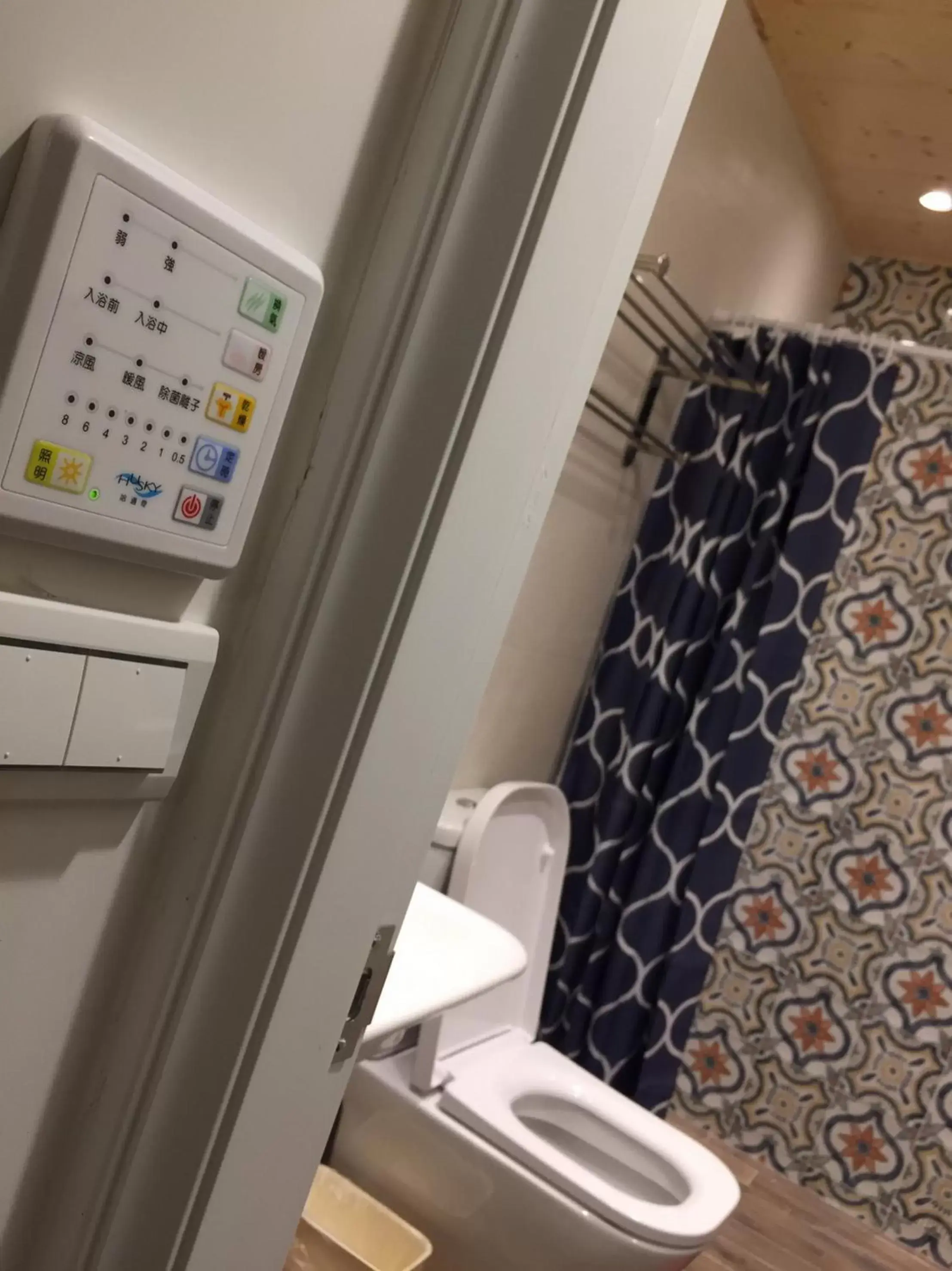 Quadruple Room in Gathering Quadruple Room in Gathering