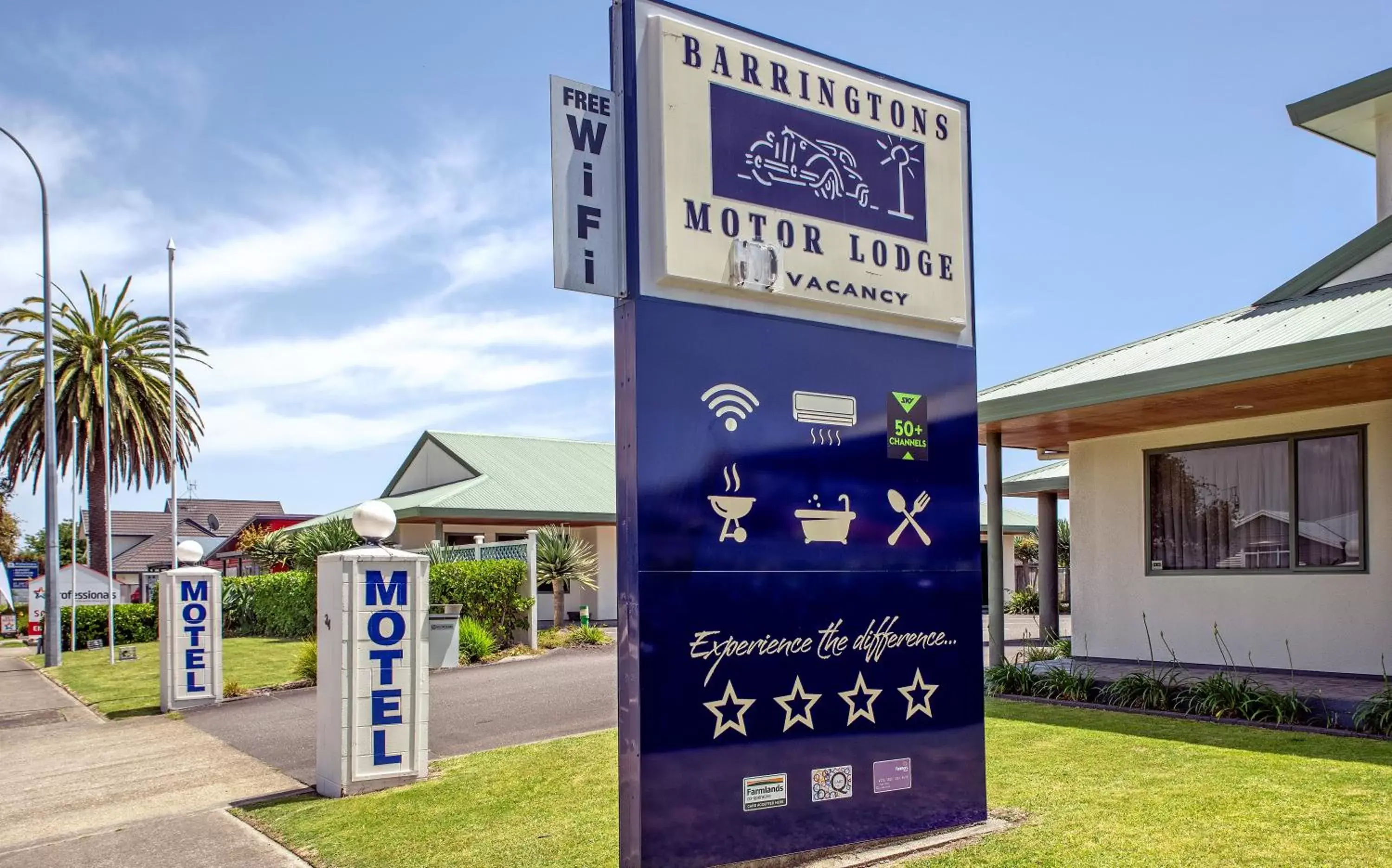 Logo/Certificate/Sign, Property Building in Barringtons Motor Lodge