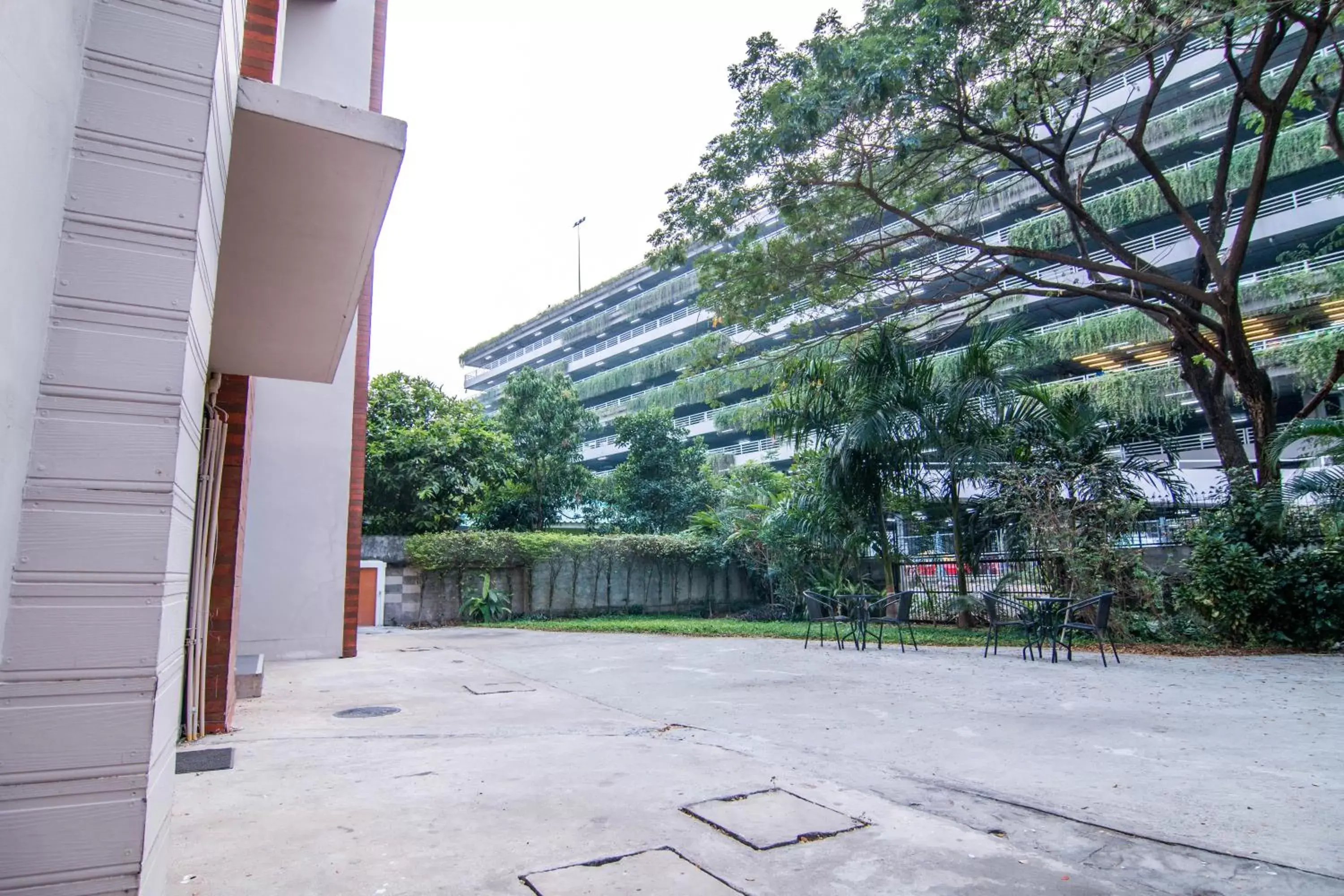 Area and facilities, Property Building in At Home at Udon