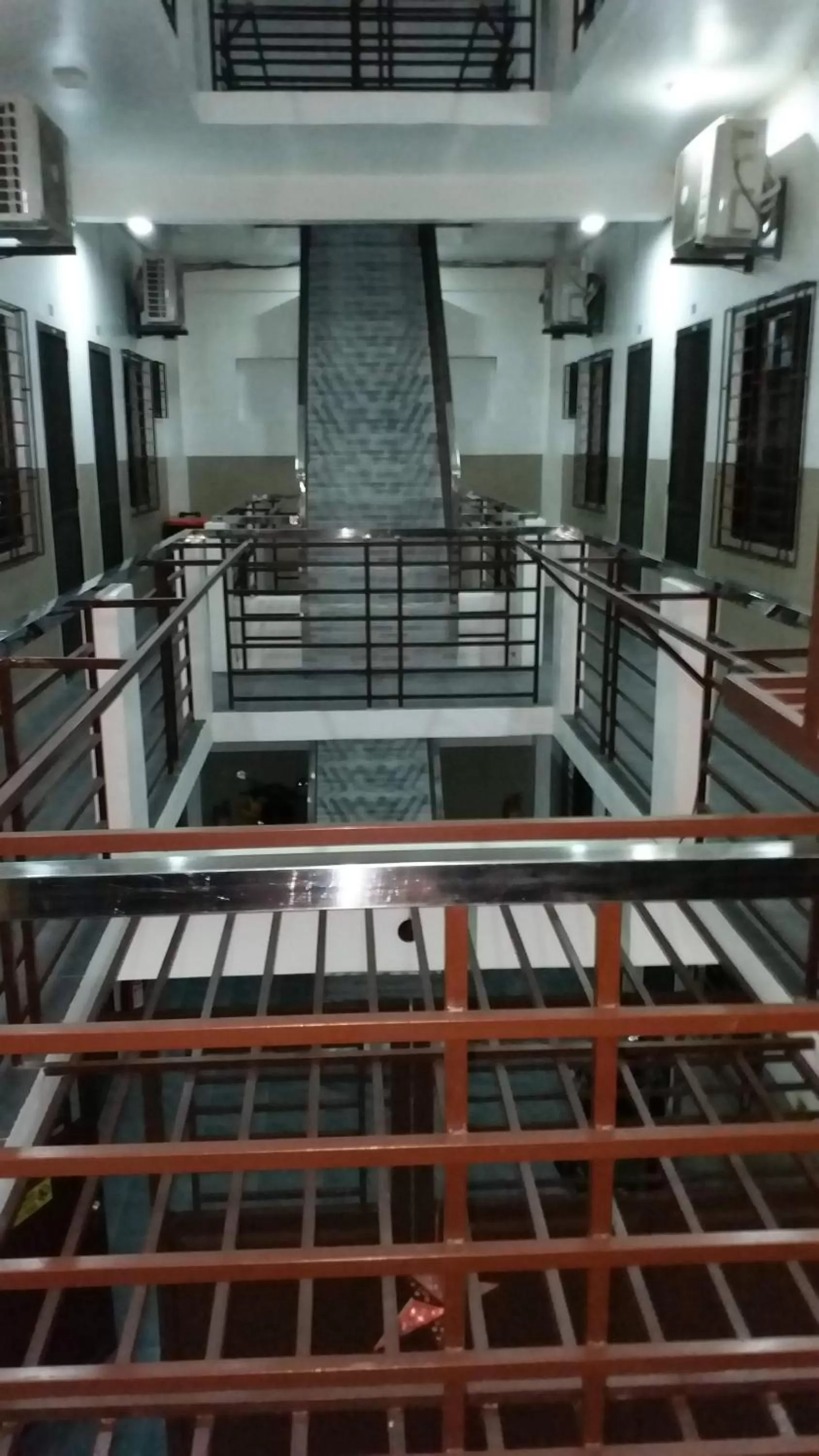 Clark-Pad Inn, Angeles City