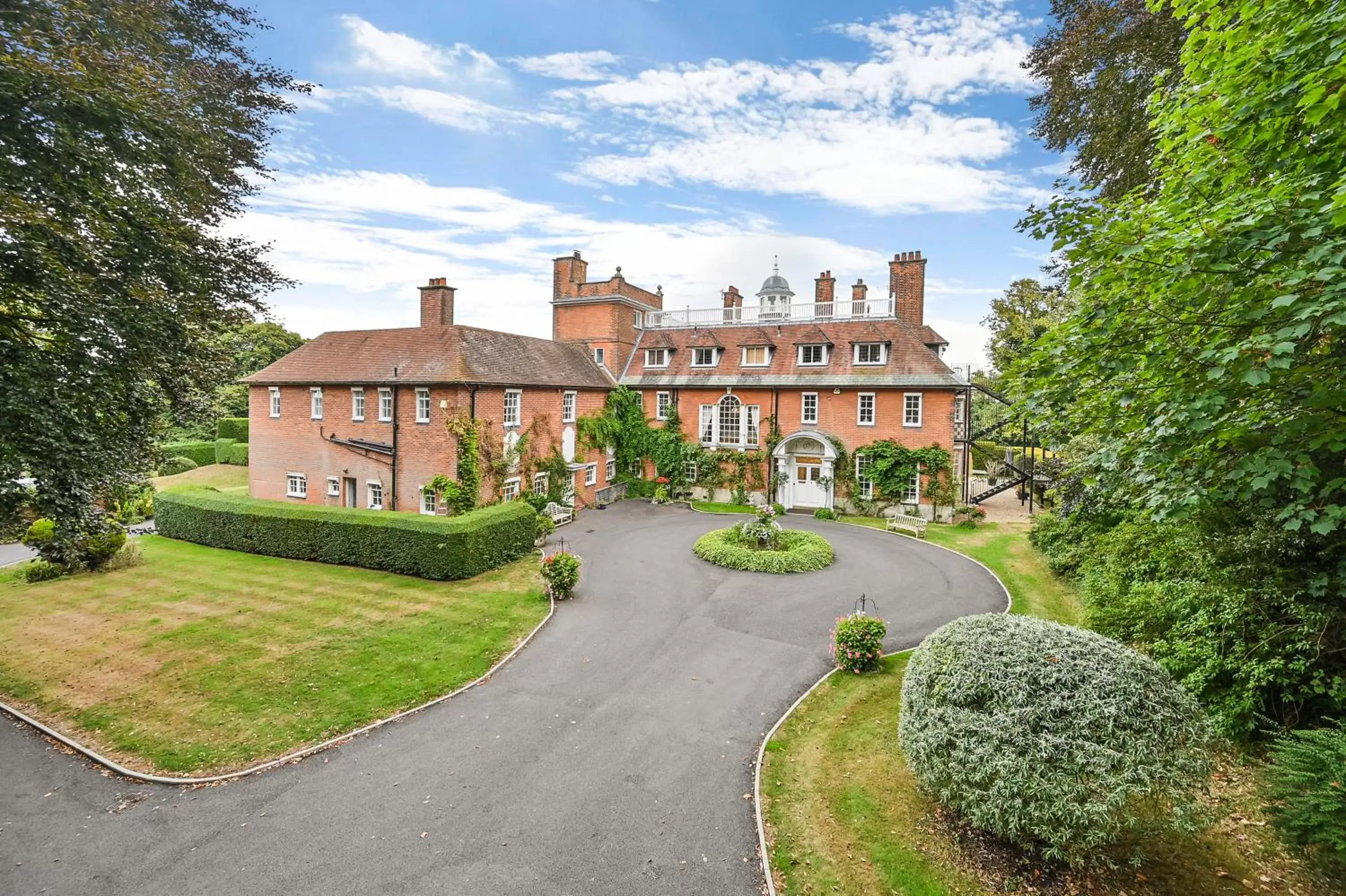 Property Building in Saltcote Place