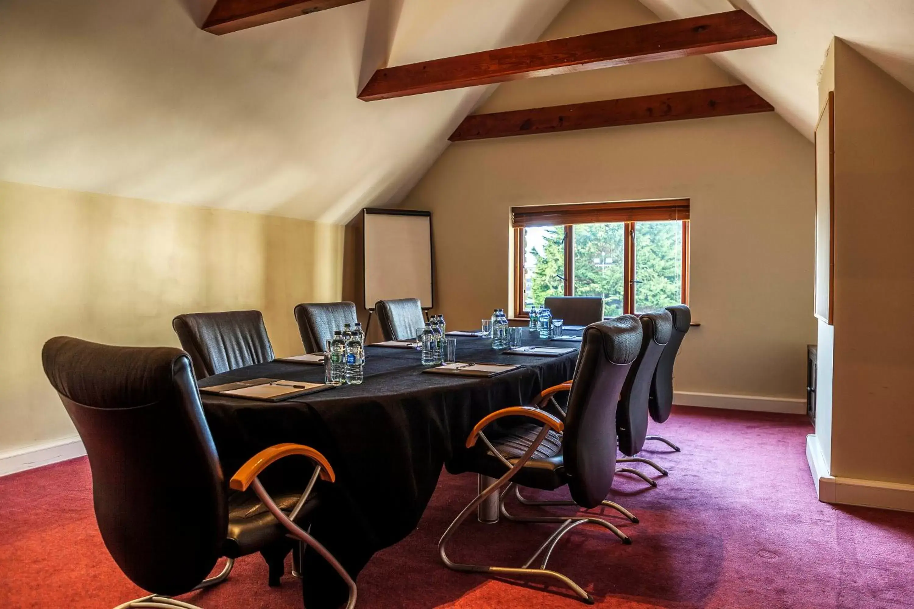 Meeting/conference room in Killarney Heights Hotel