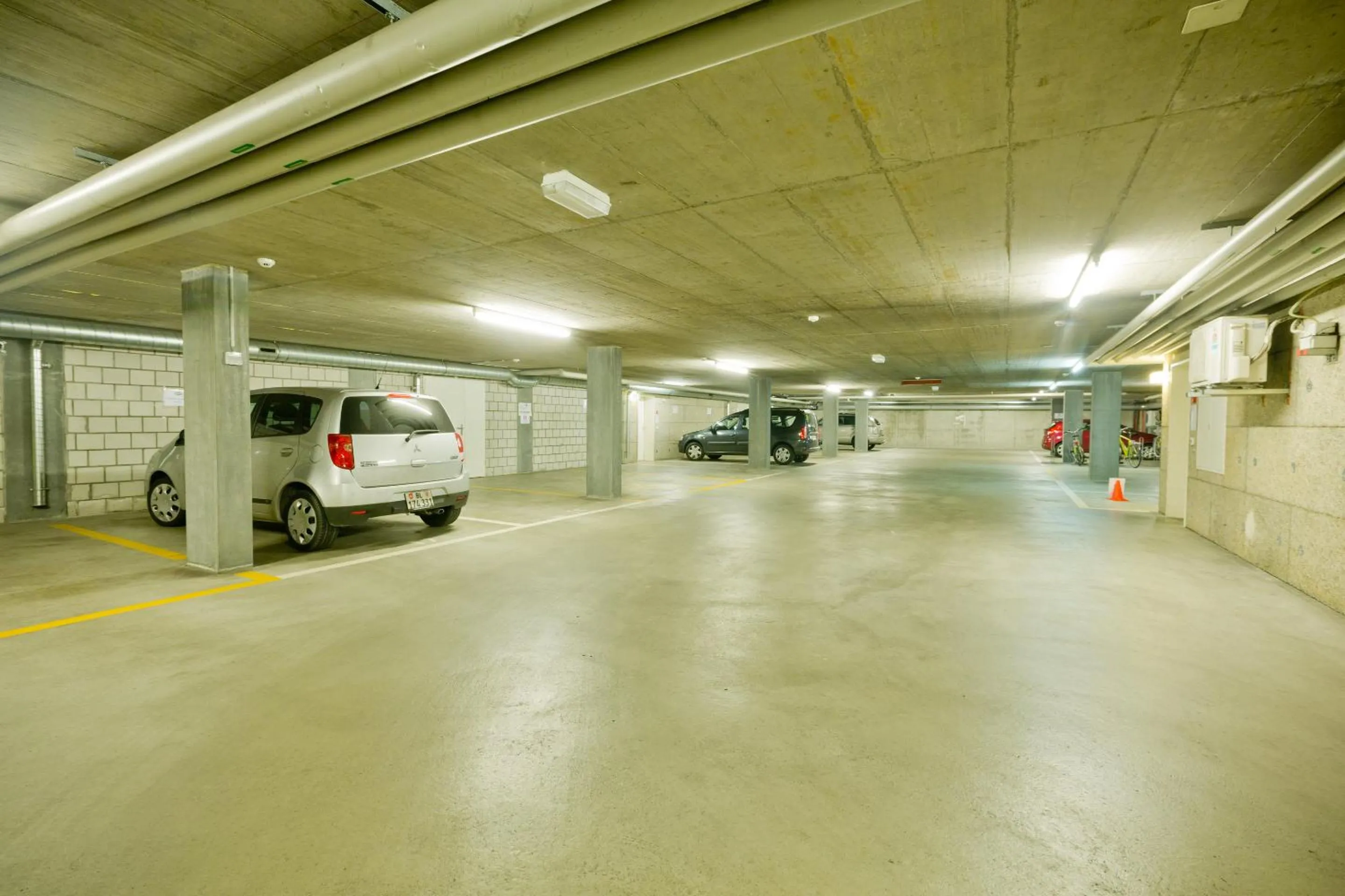 Decorative detail in Dasbreitehotel am Rhein