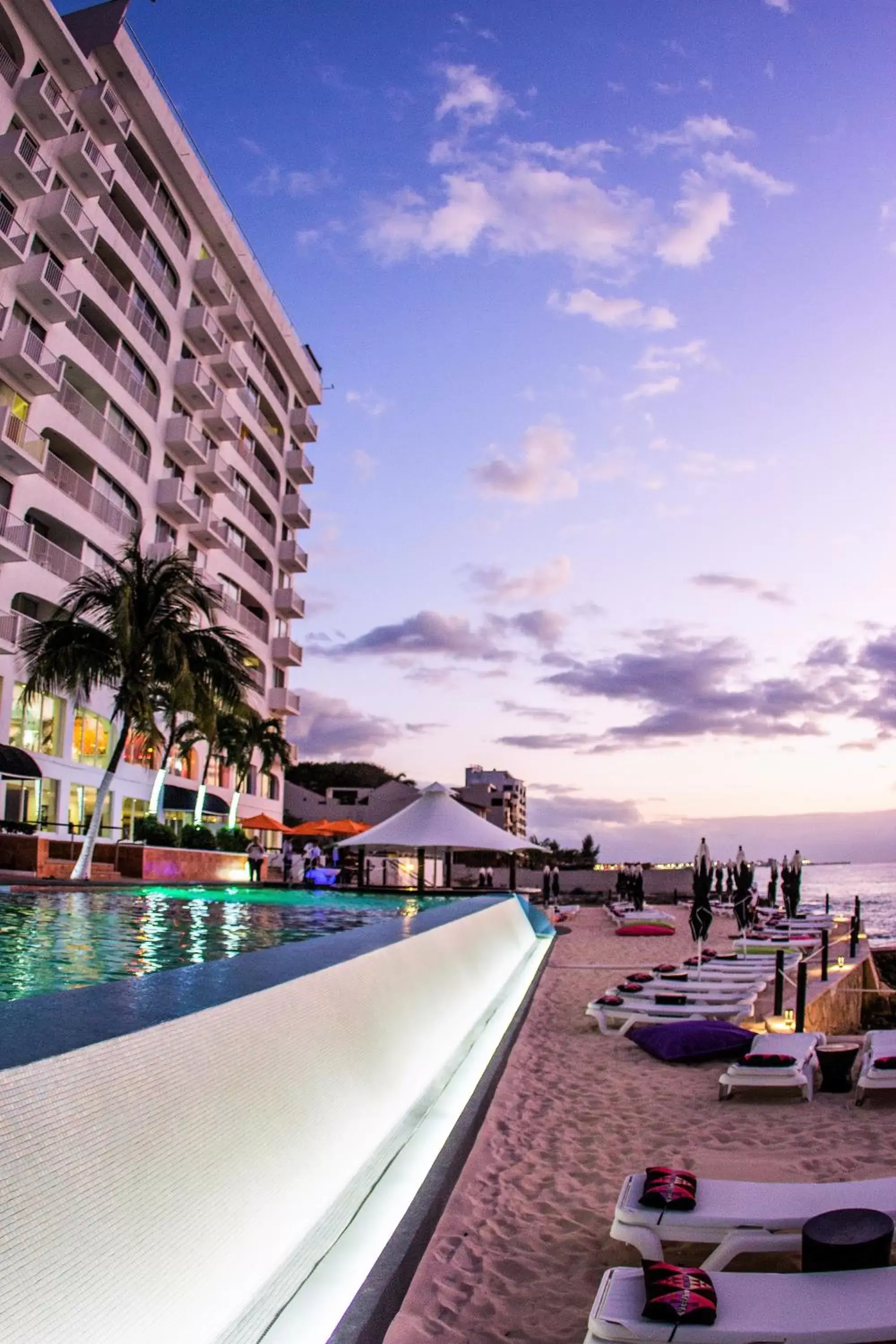Sunset, Swimming Pool in Coral Princess Hotel & Dive Resort
