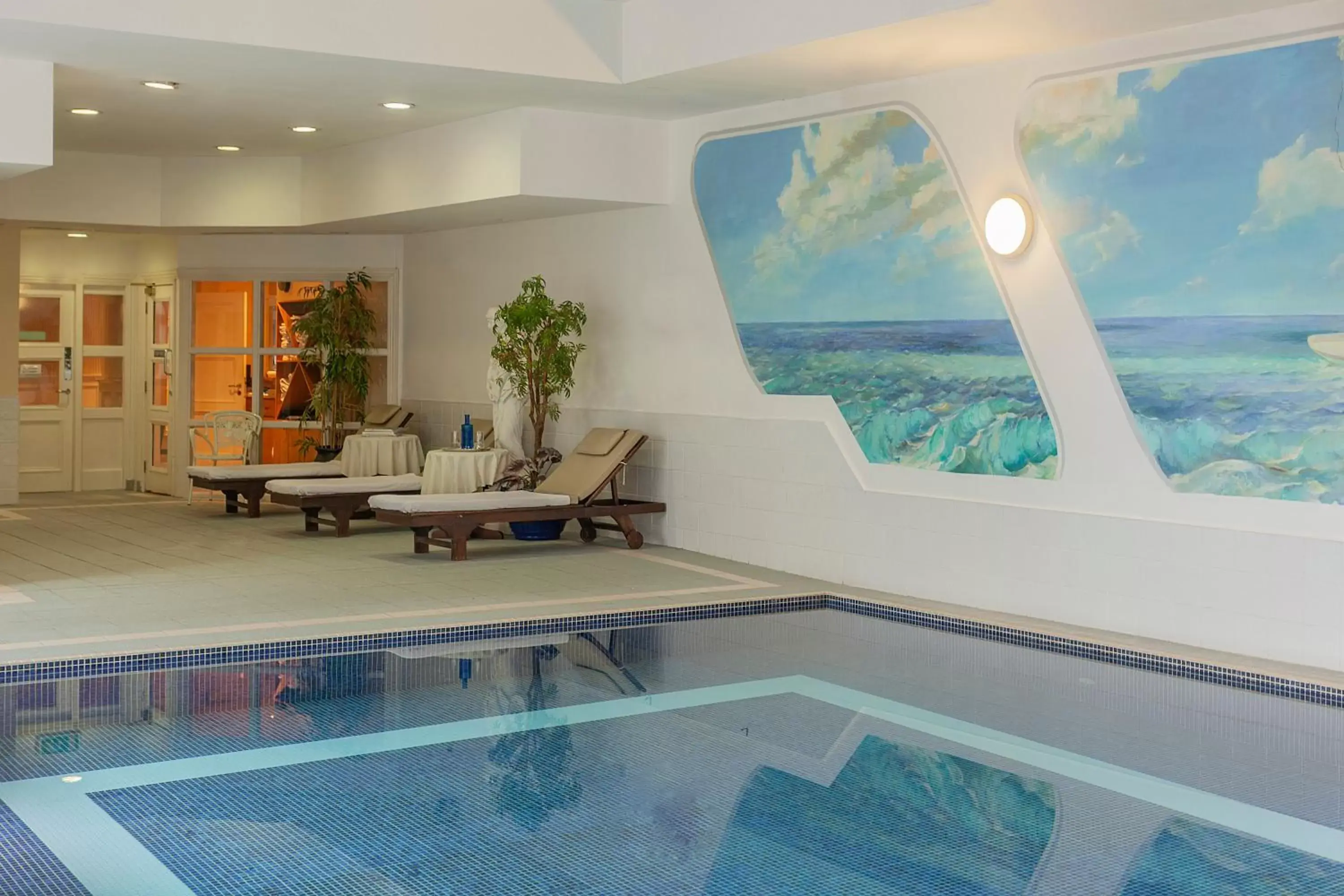 Swimming Pool in Killarney Randles Hotel