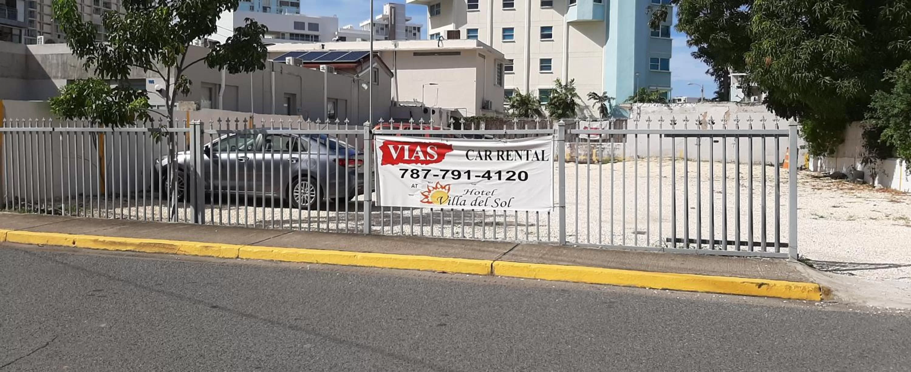 Parking in Hotel Villa del Sol