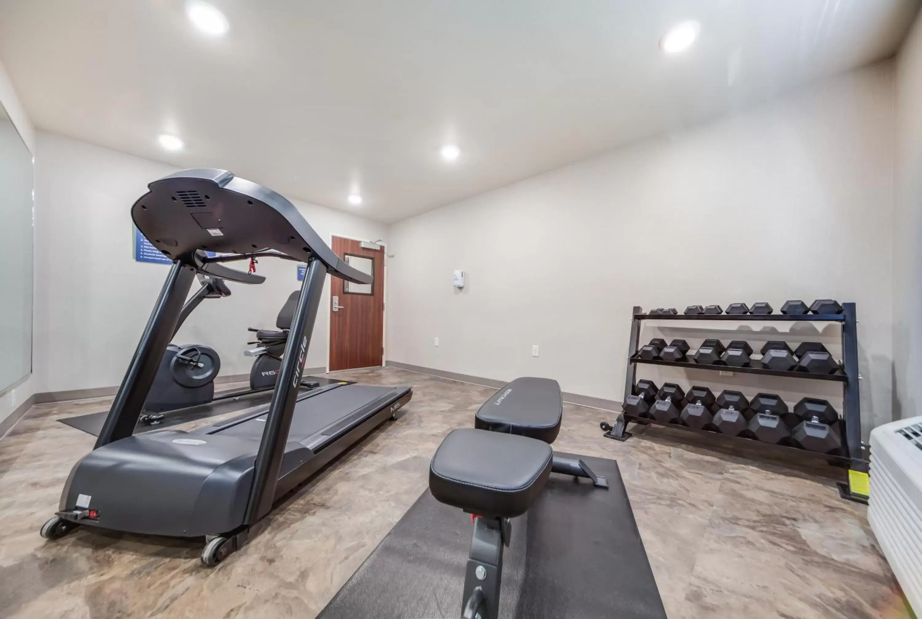 Fitness centre/facilities, Fitness Center/Facilities in Cobblestone Inn & Suites - Holdrege