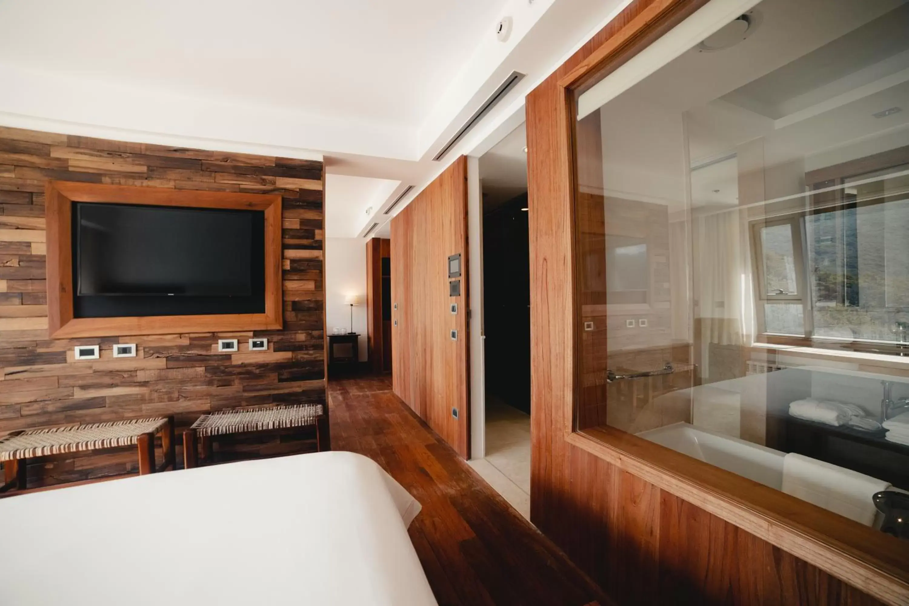 TV/Entertainment Center in Arakur Ushuaia Resort & Spa