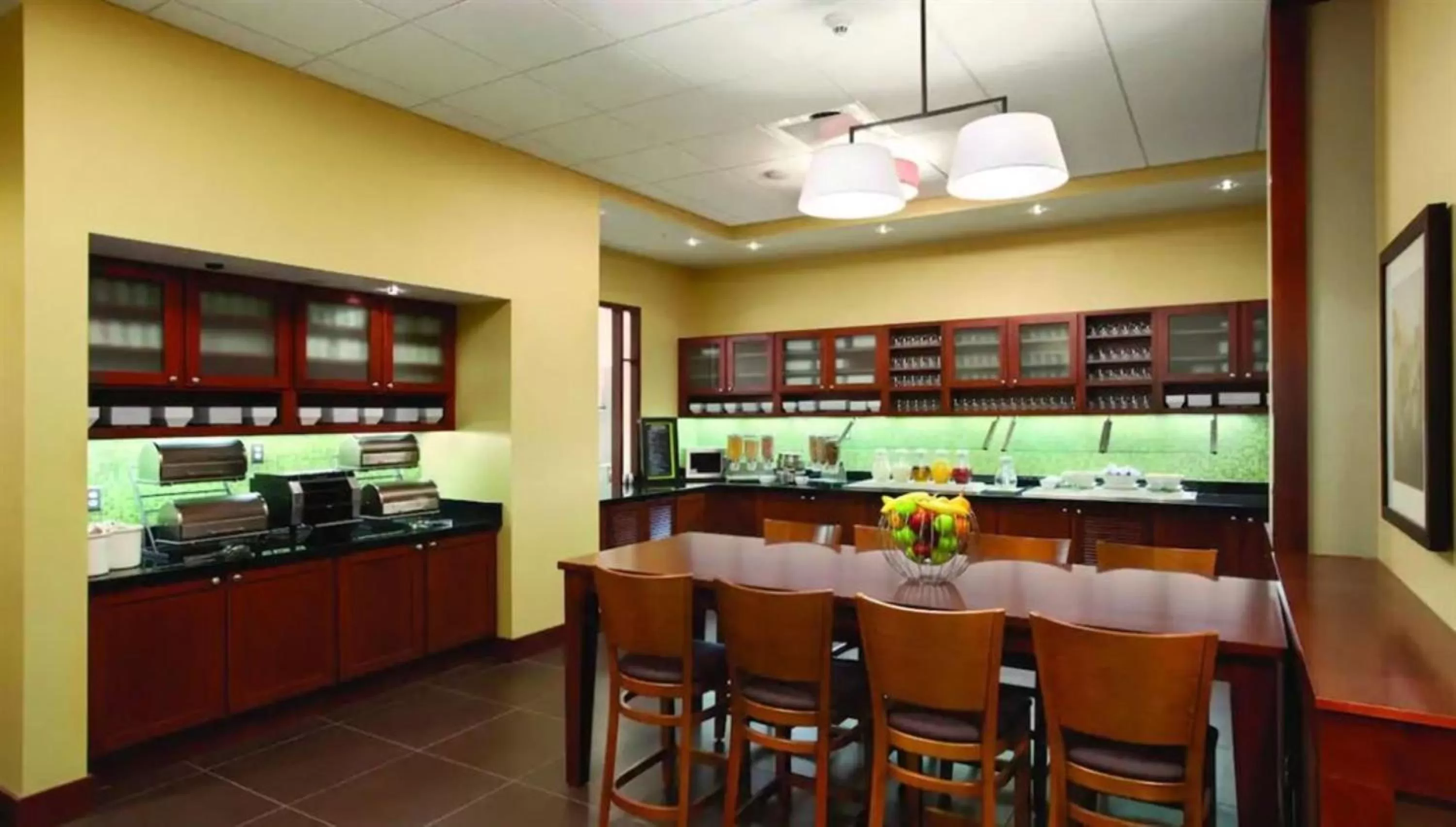 Breakfast in Hyatt Place Des Moines Downtown