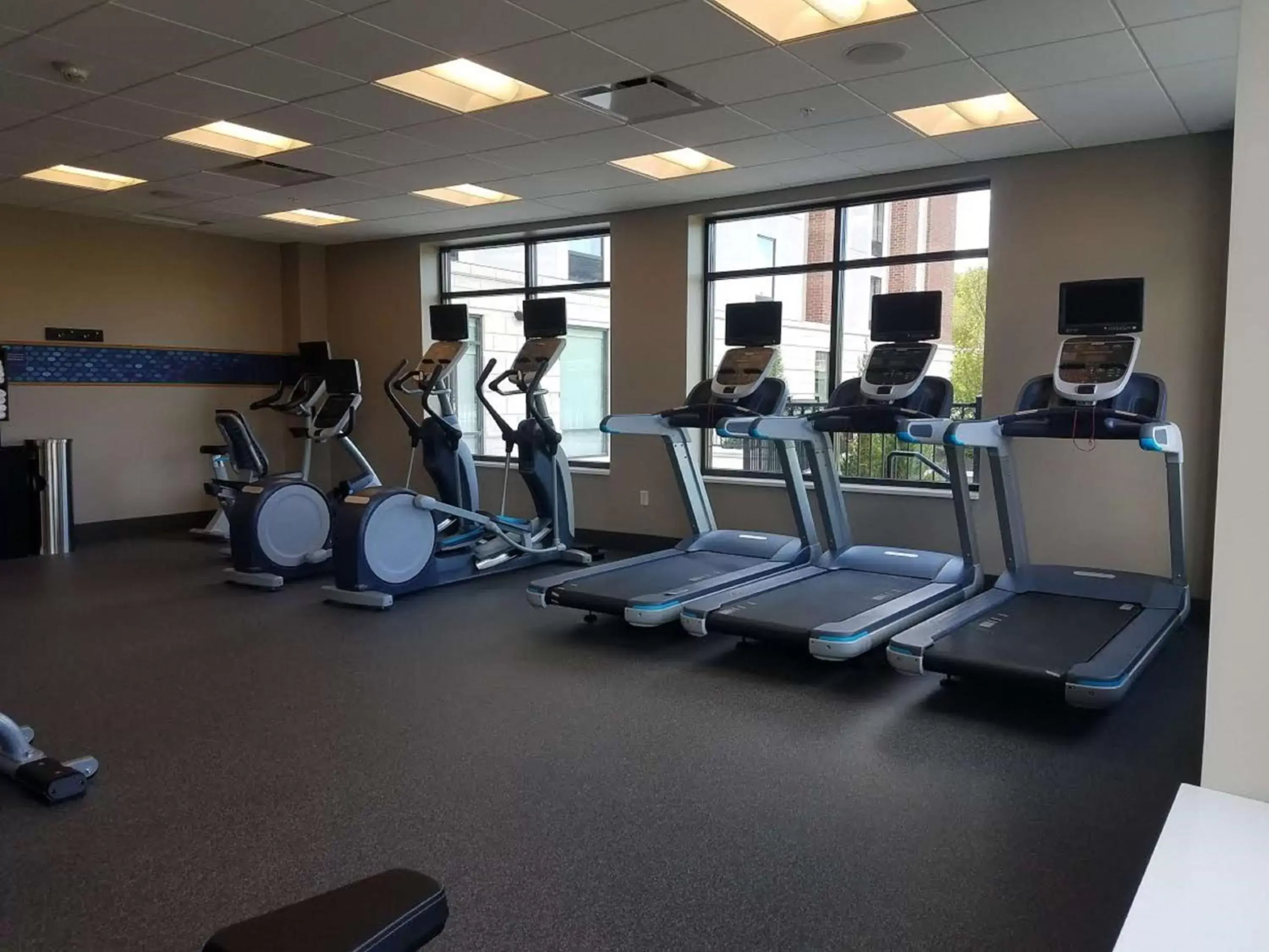 Fitness centre/facilities in Hampton Inn & Suites Newburgh Stewart Airport, NY Fitness centre/facilities in Hampton Inn & Suites Newburgh Stewart Airport, NY