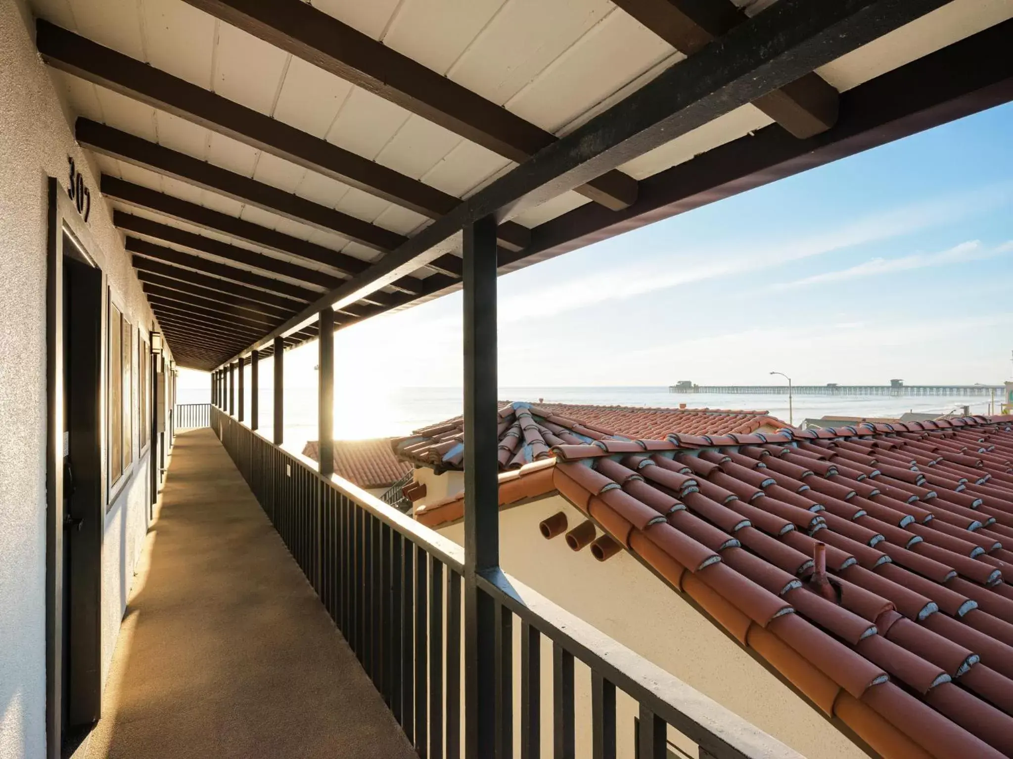 Natural landscape, Balcony/Terrace in The Marbella