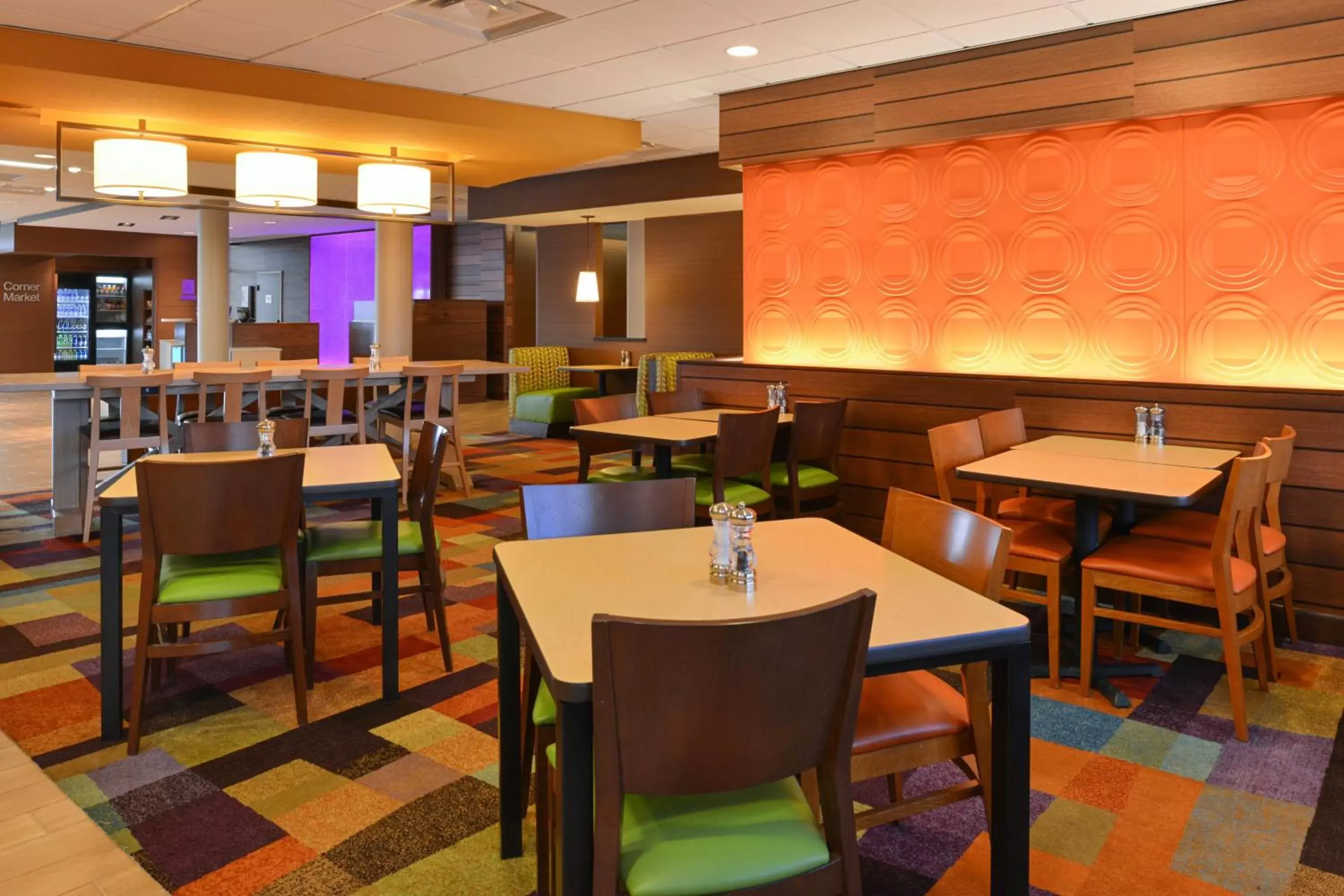 Breakfast, Restaurant/Places to Eat in Fairfield Inn & Suites by Marriott Gallup