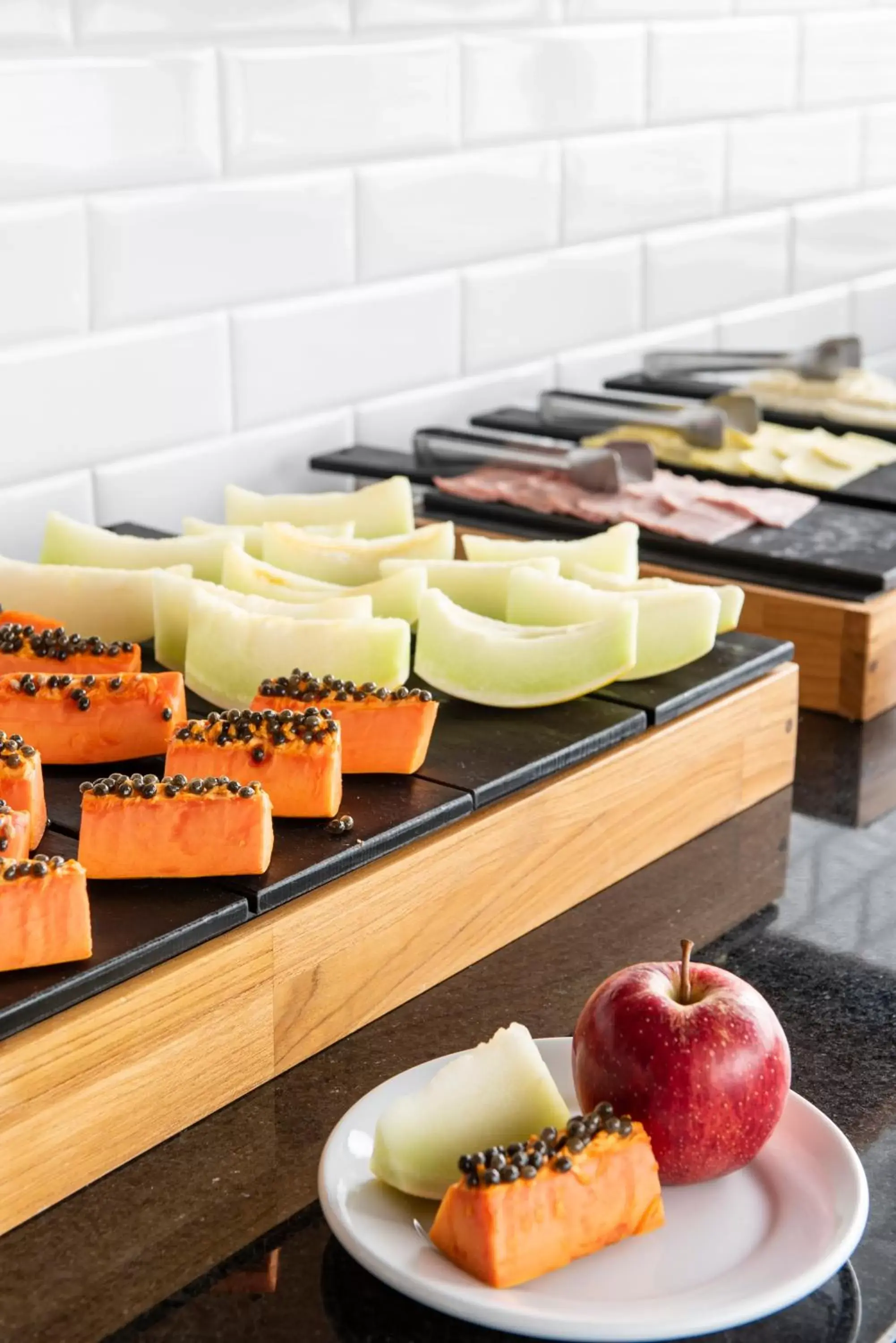 Buffet breakfast in Monreale Express Glicério Campinas Buffet breakfast in Monreale Express Glicério Campinas