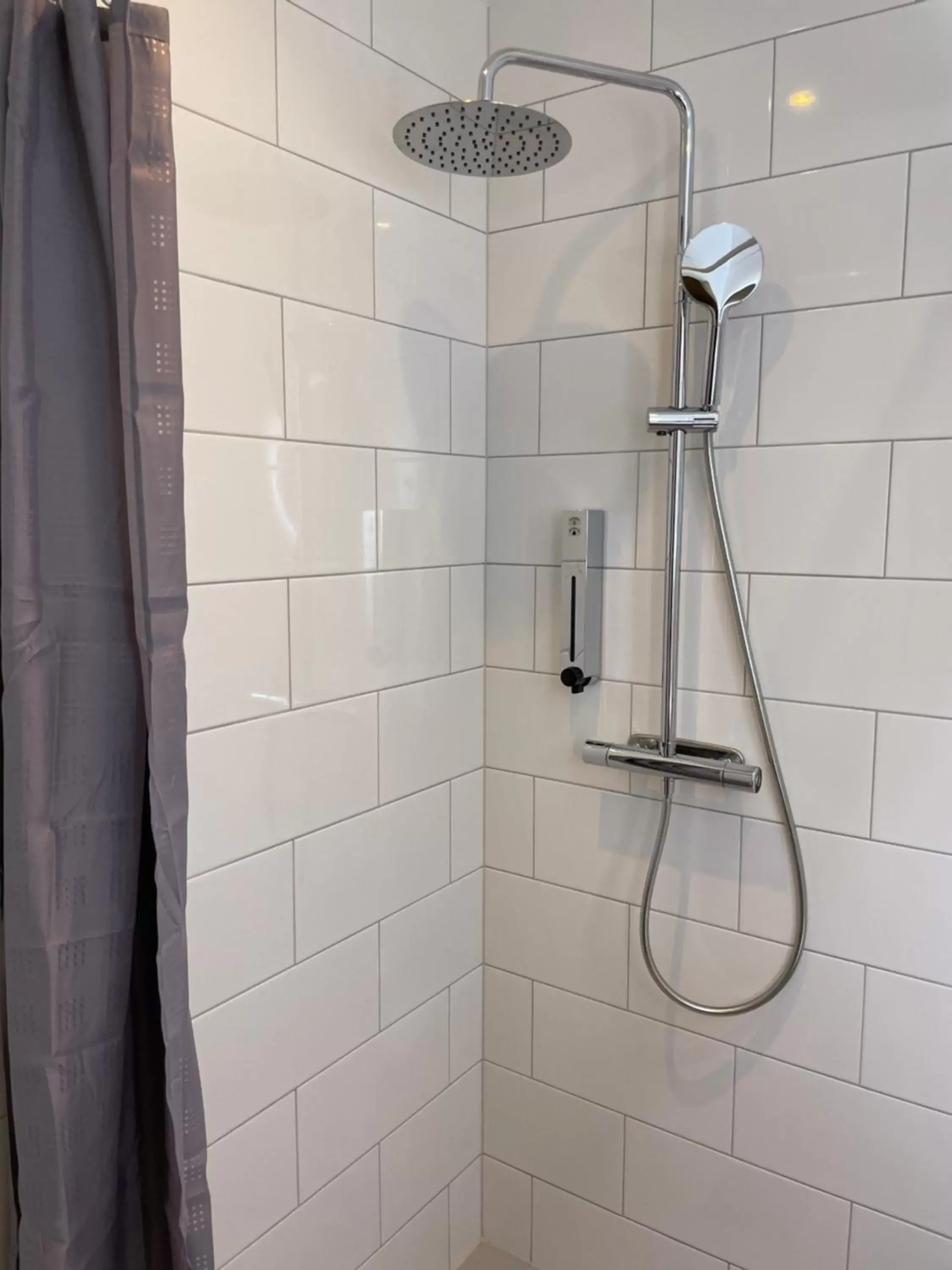 Shower, Bathroom in Unique Hotel Jungfrugatan