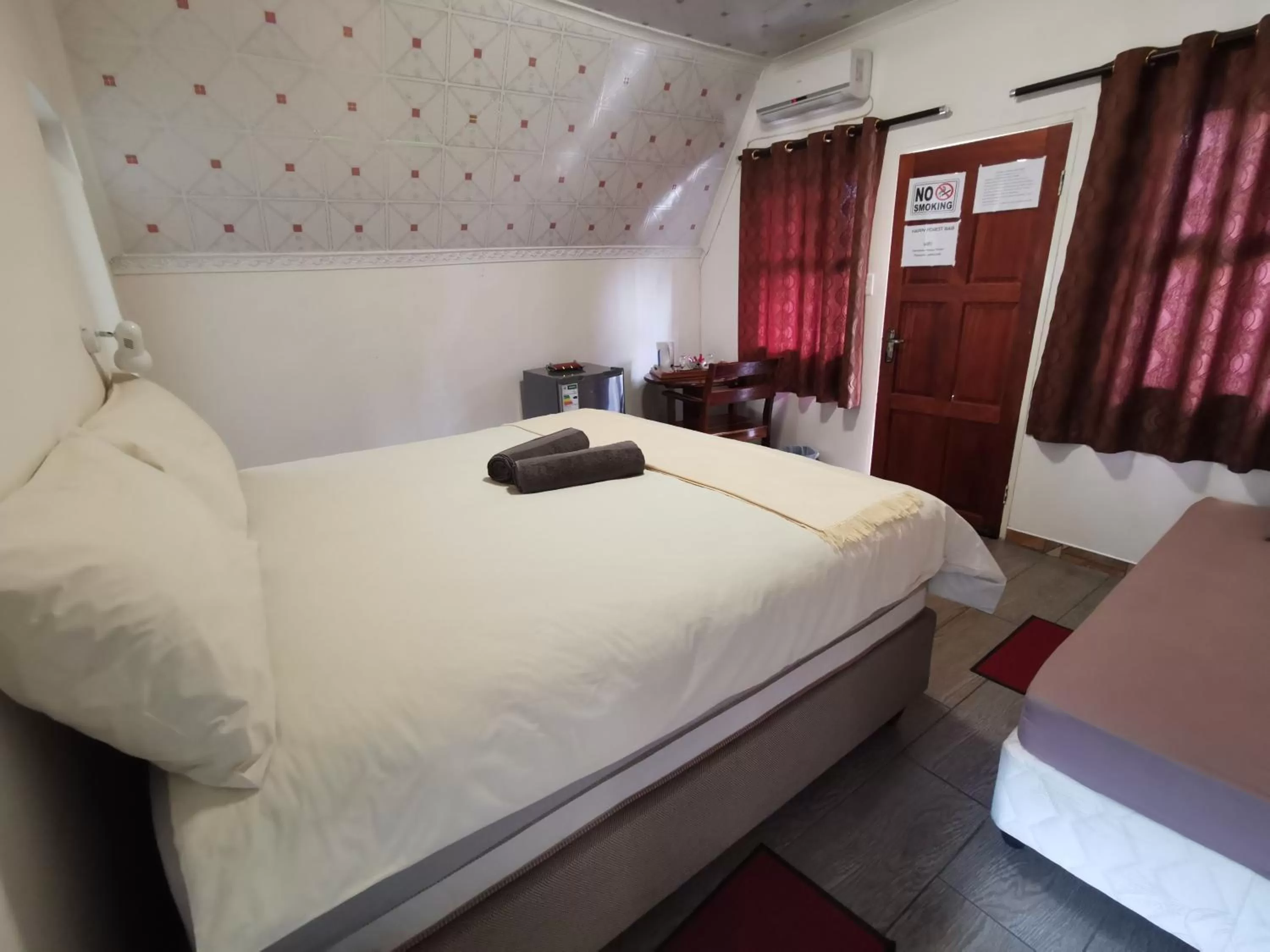 Bed in Happy Forest B&B