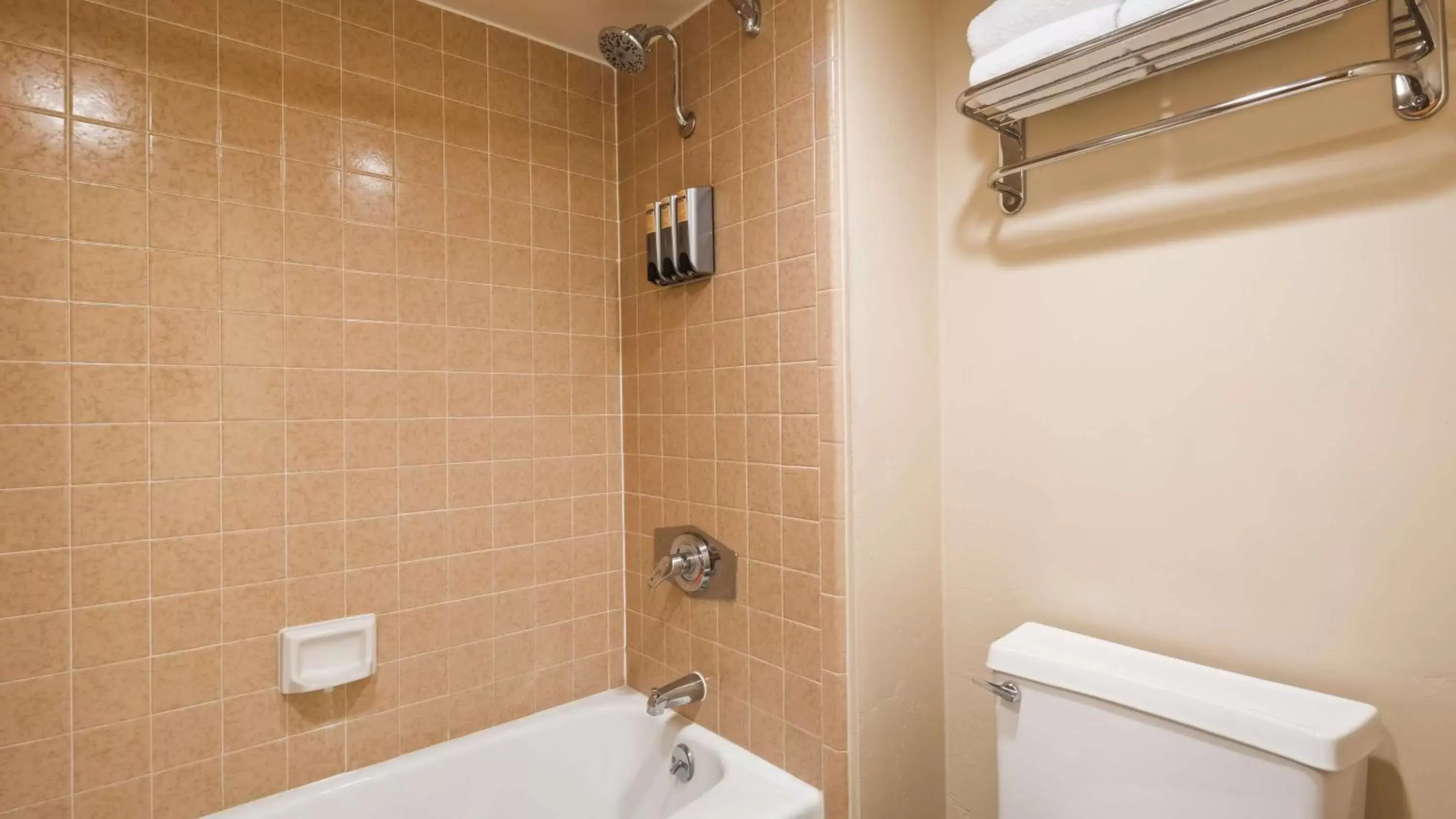 Bathroom in Best Western Plus Arroyo Roble Hotel & Creekside Villas