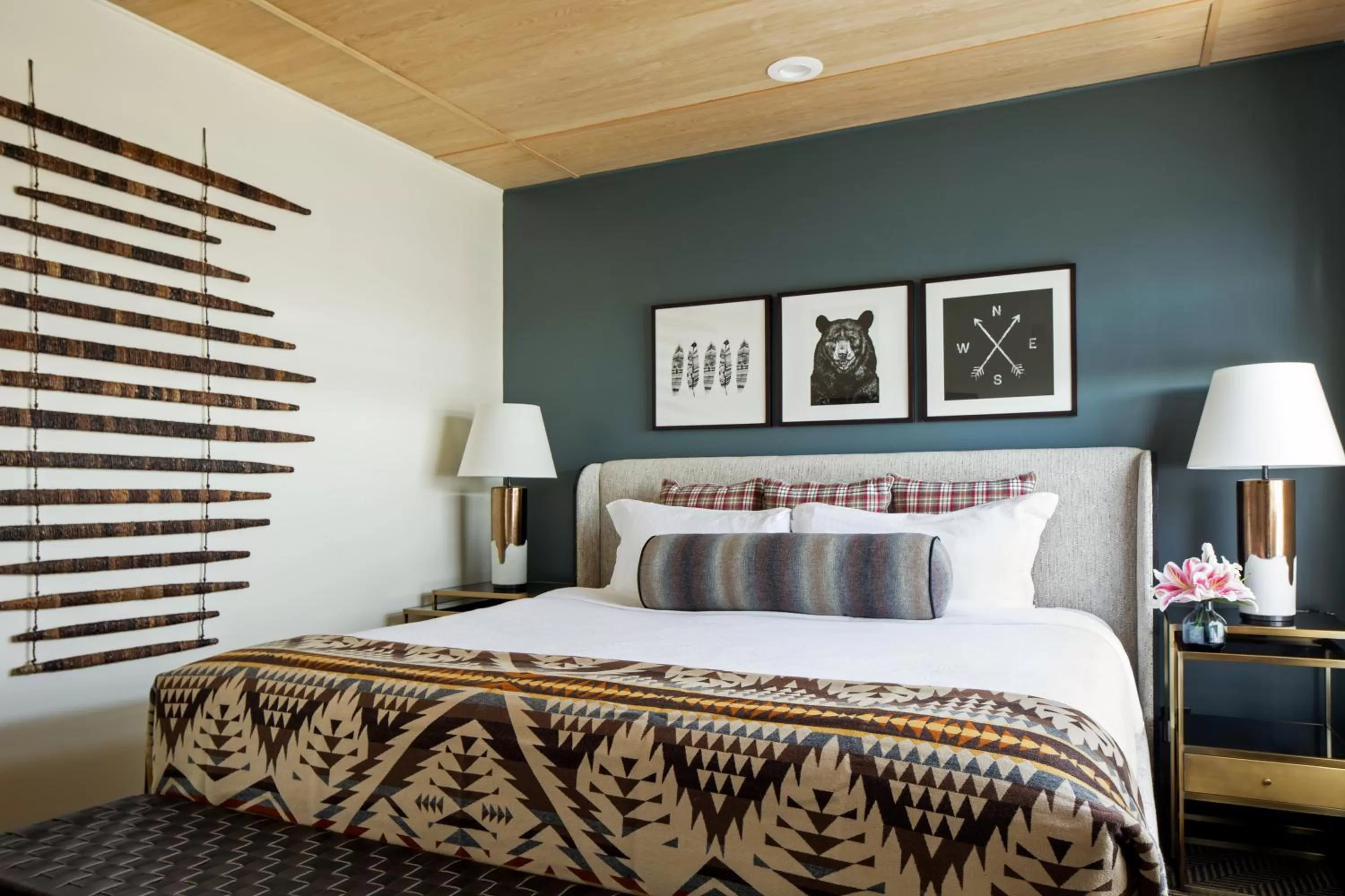 Bedroom, Bed in Kimpton Riverplace Hotel by IHG