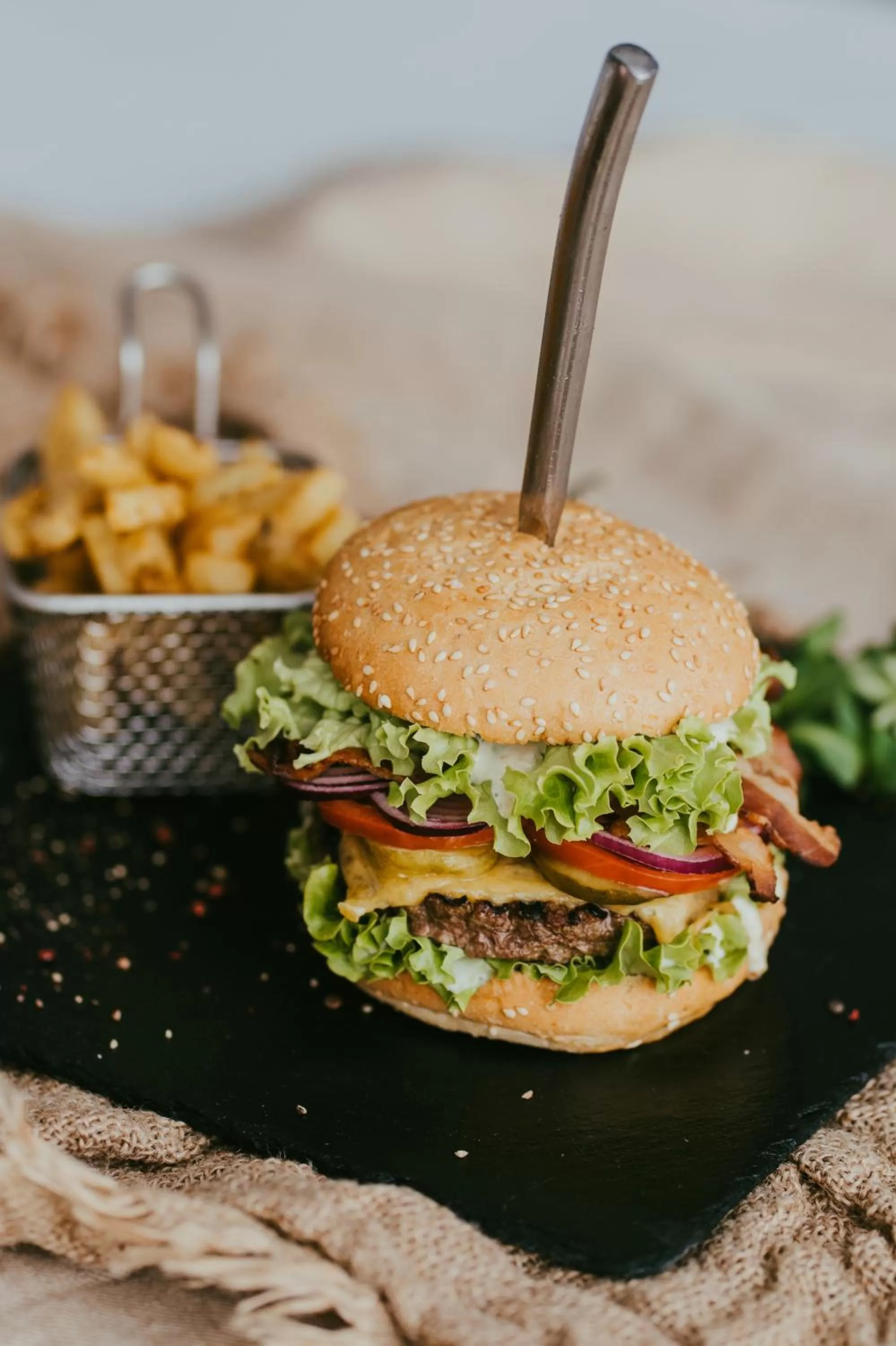 Restaurant/places to eat in Gold Hotel