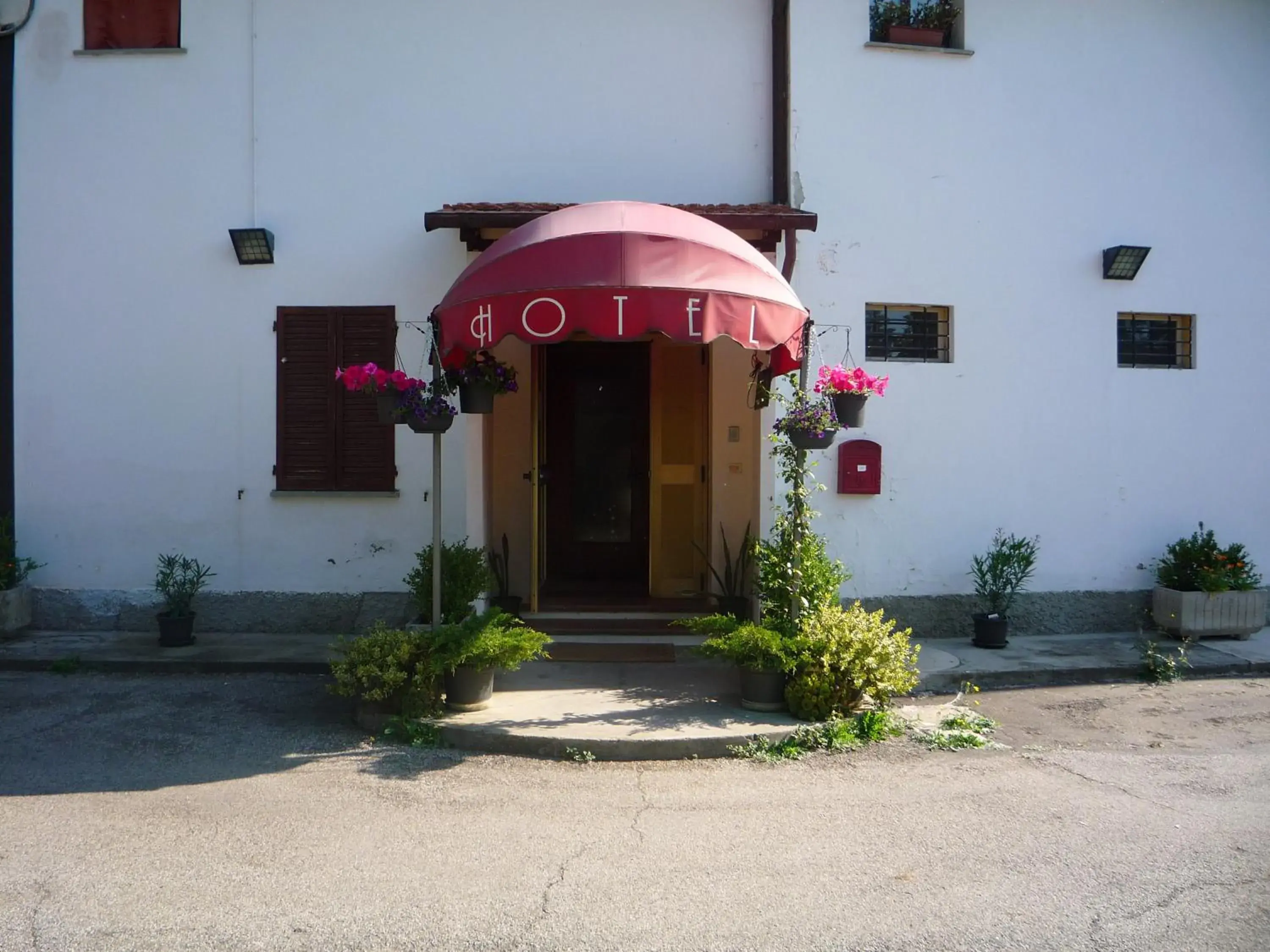 Facade/entrance in Hotel Rivazza