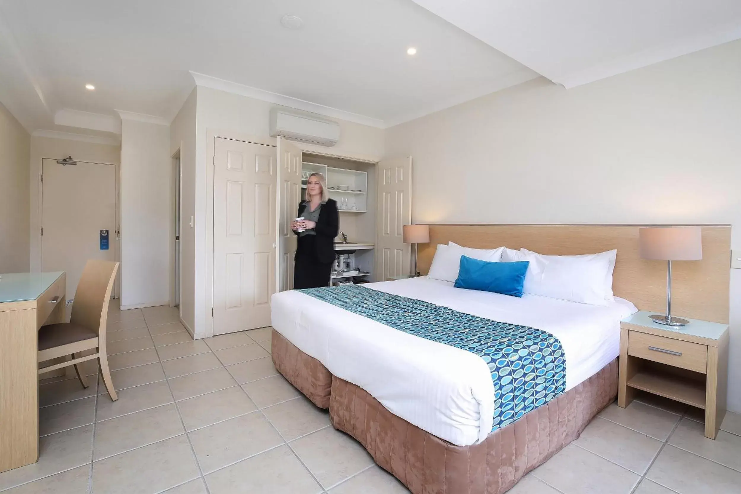 Bed in Terrigal Sails Serviced Apartments