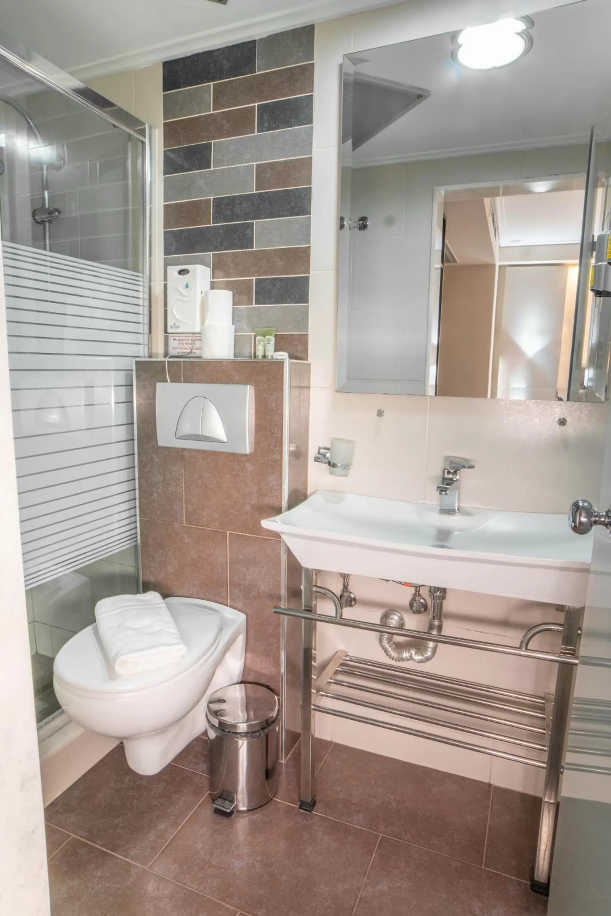 Toilet, Bathroom in Argo Hotel Piraeus